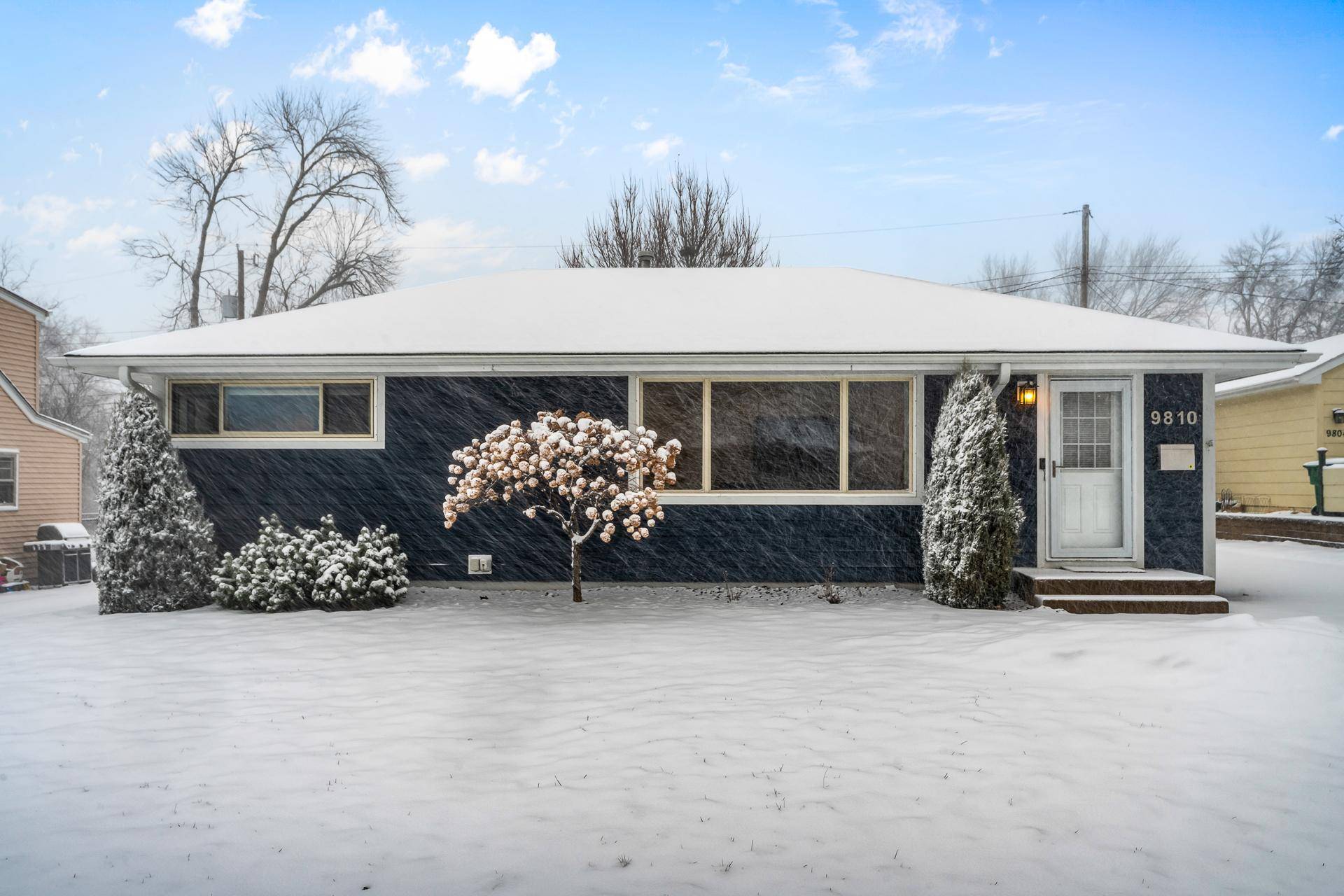 9810 W 18th ST, Saint Louis Park, MN 55426
