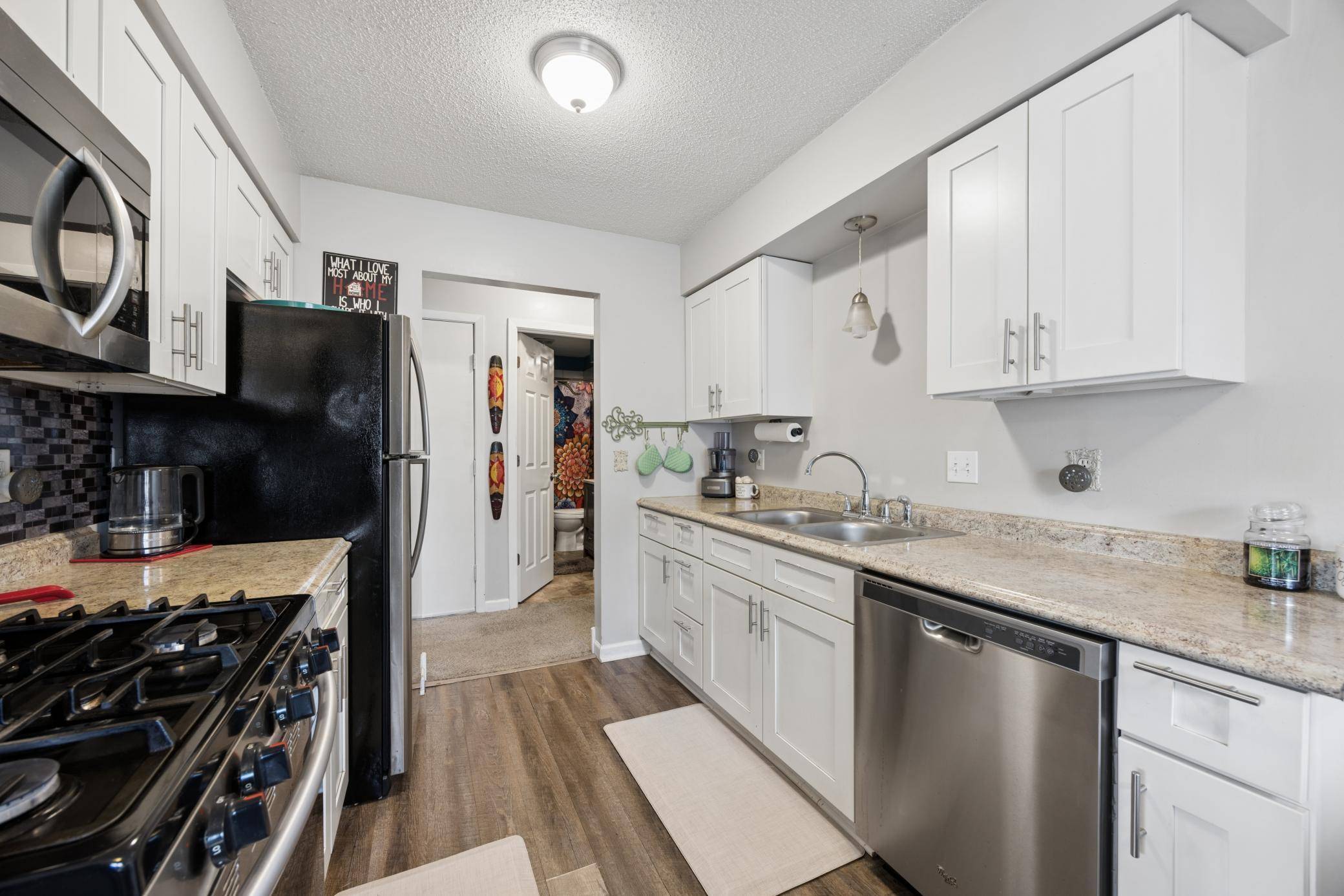 2816 79th AVE N, Brooklyn Park, MN 55444