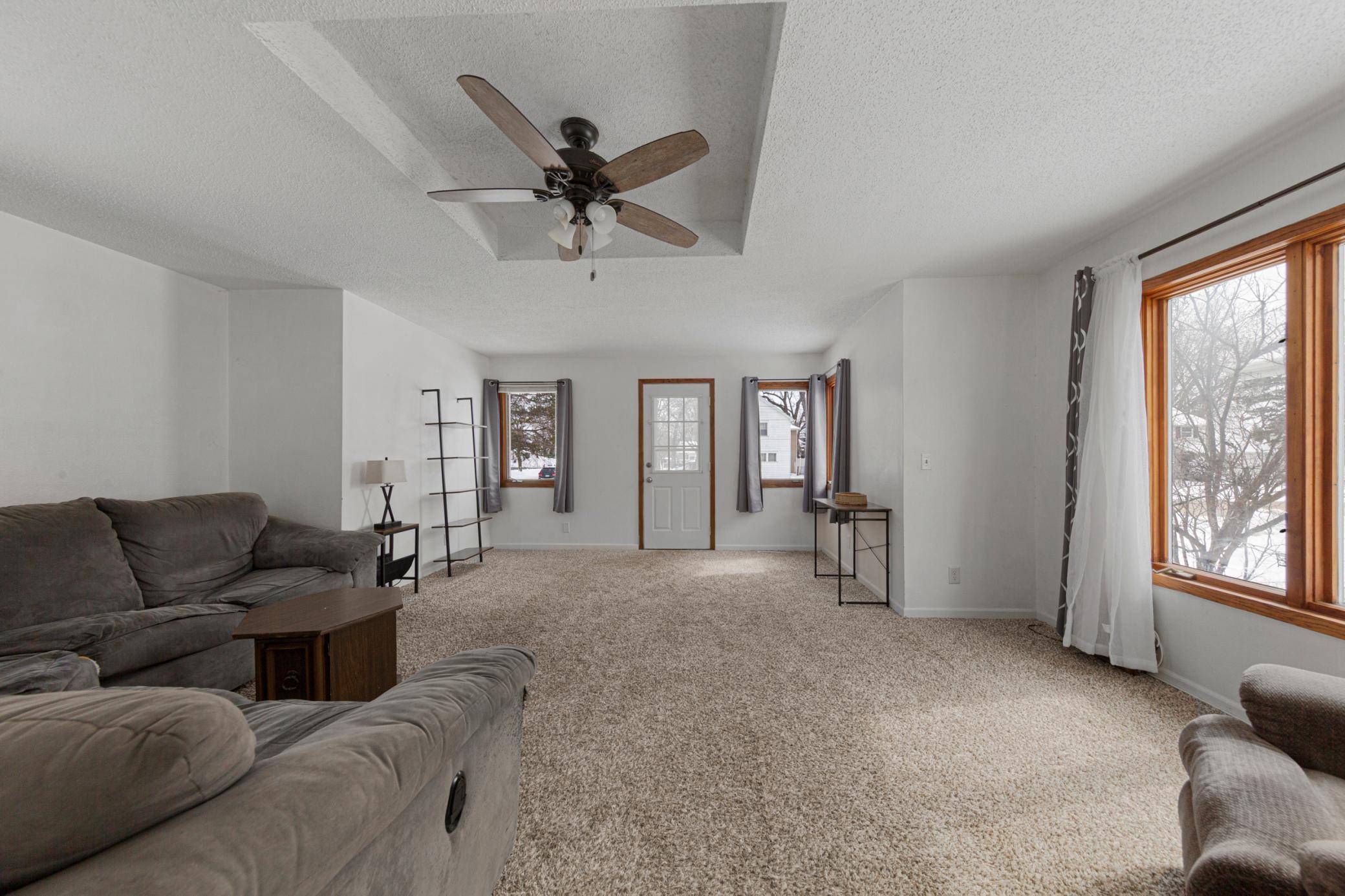 711 8th ST NW, Austin, MN 55912
