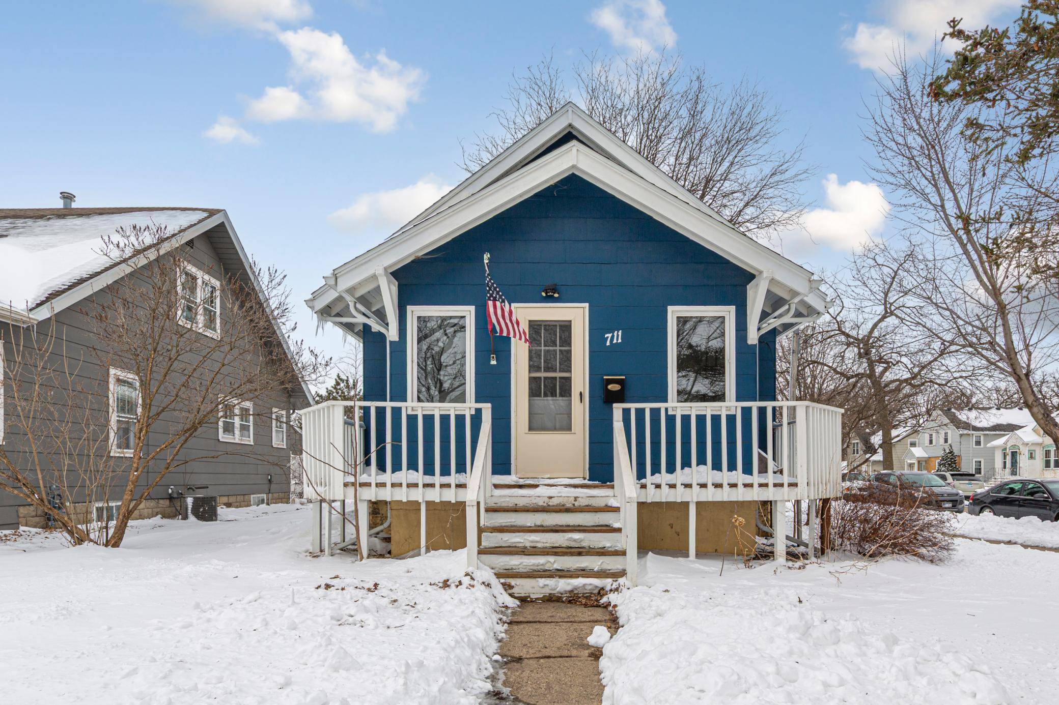 711 8th ST NW, Austin, MN 55912