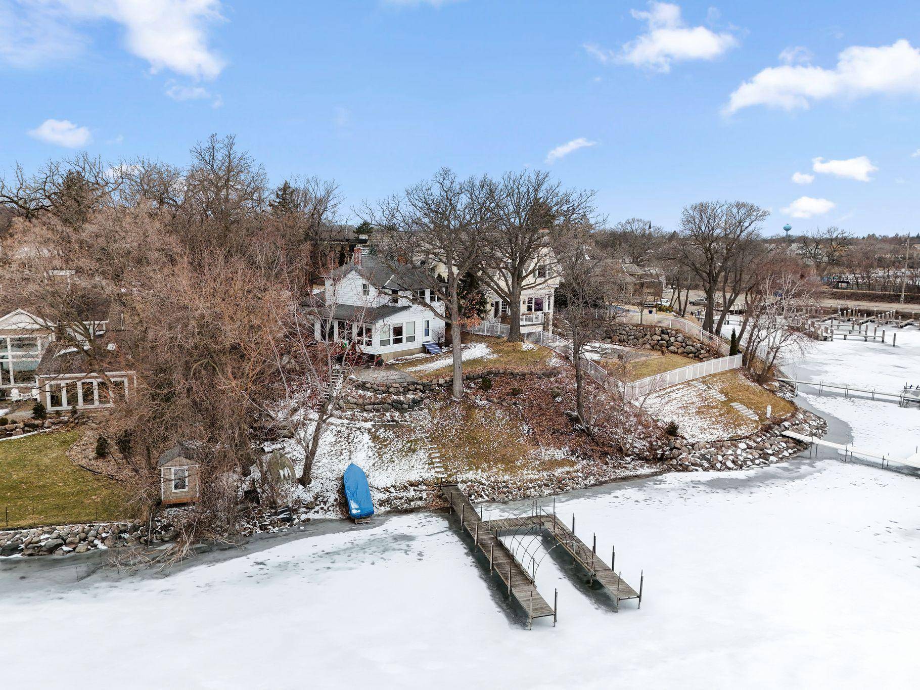 805 Hidden LN, Excelsior, MN 55331