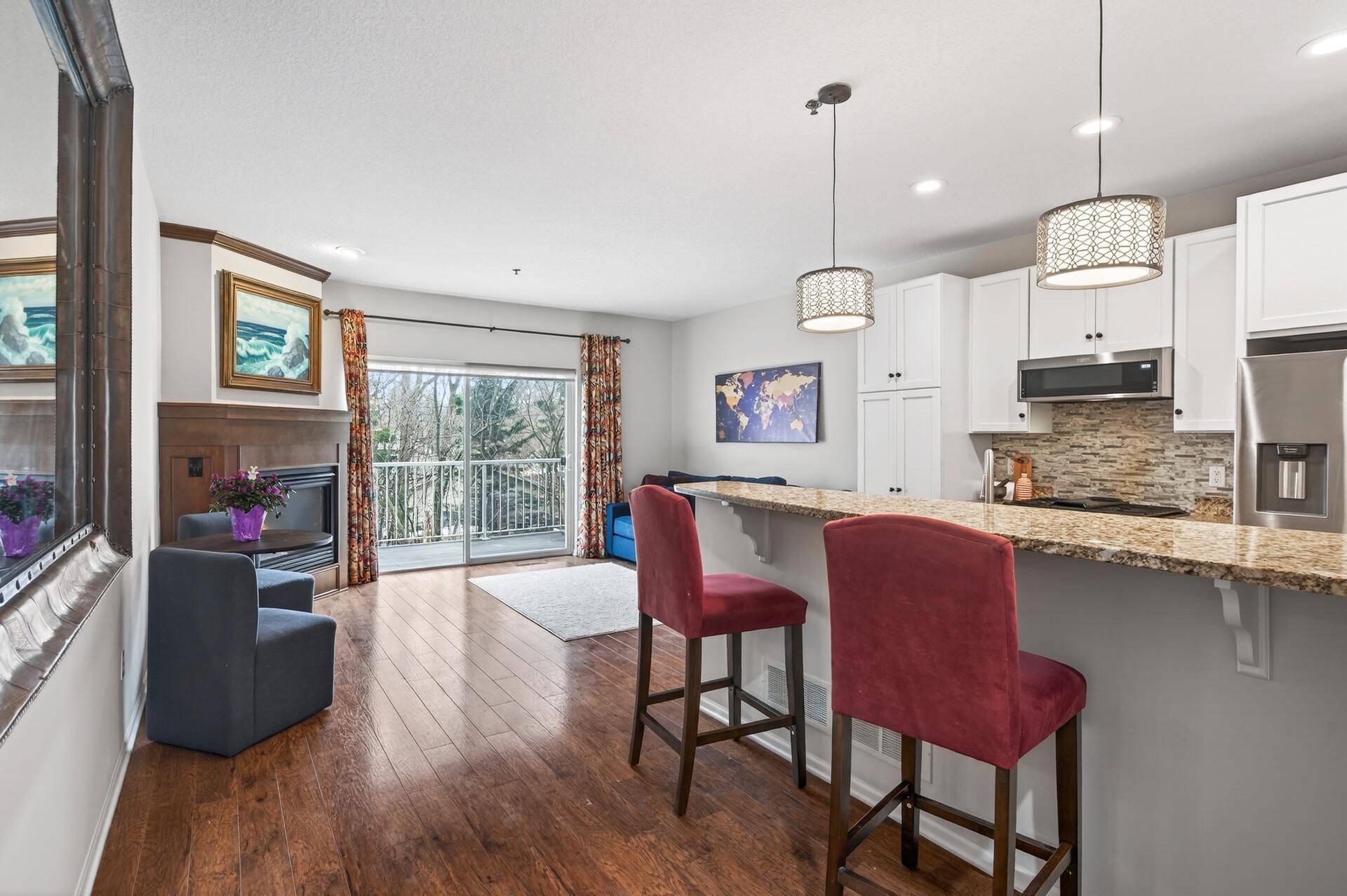 17785 Valley Cove CT, Minnetonka, MN 55345