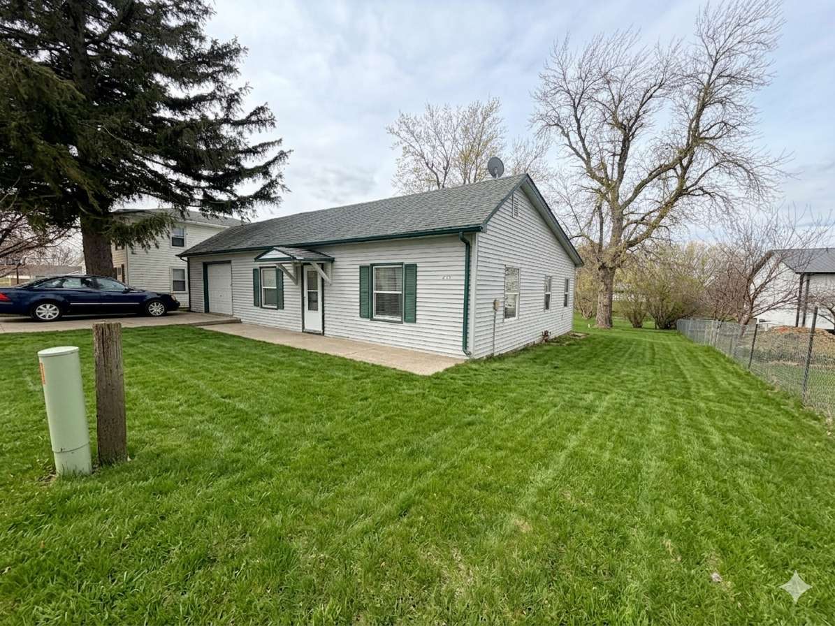 205 S 2nd ST, Beaver Creek, MN 56116