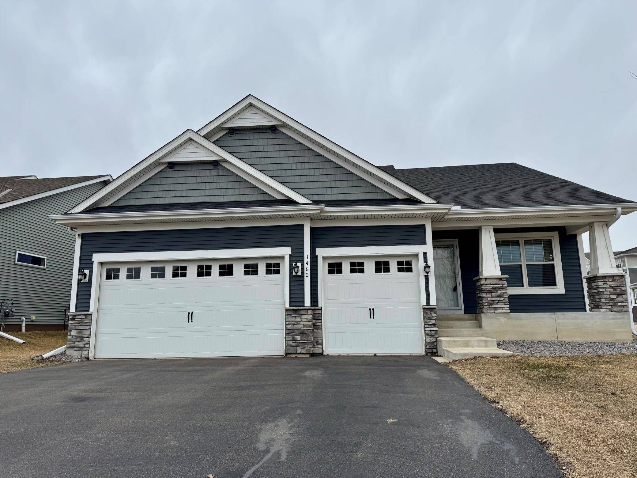 1460 Nutmeg CIR, Carver, MN 55315