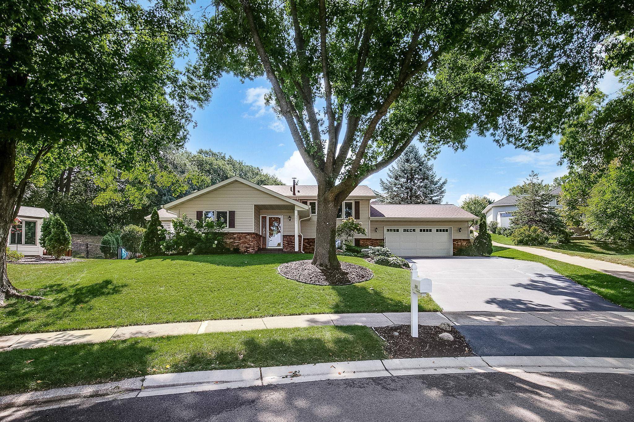 3501 W 99th ST, Bloomington, MN 55431
