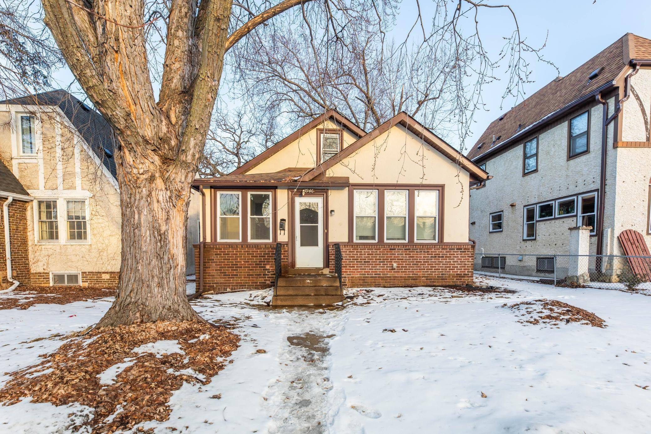 3946 Fremont AVE N, Minneapolis, MN 55412