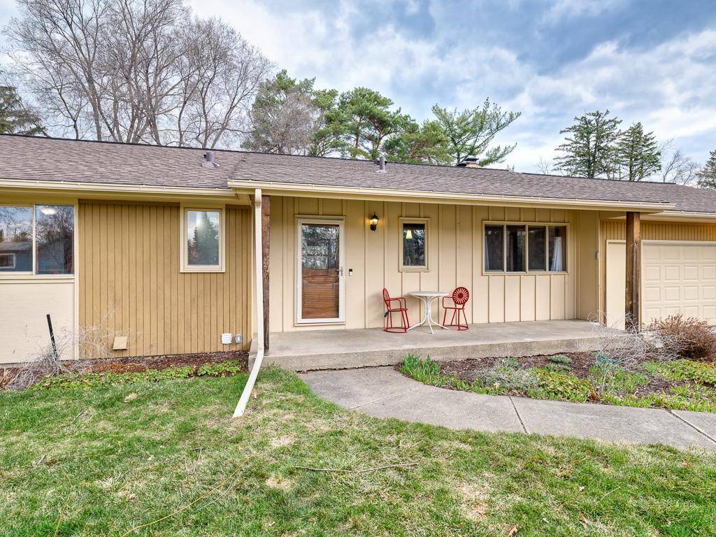 15930 5th AVE N, Plymouth, MN 55447