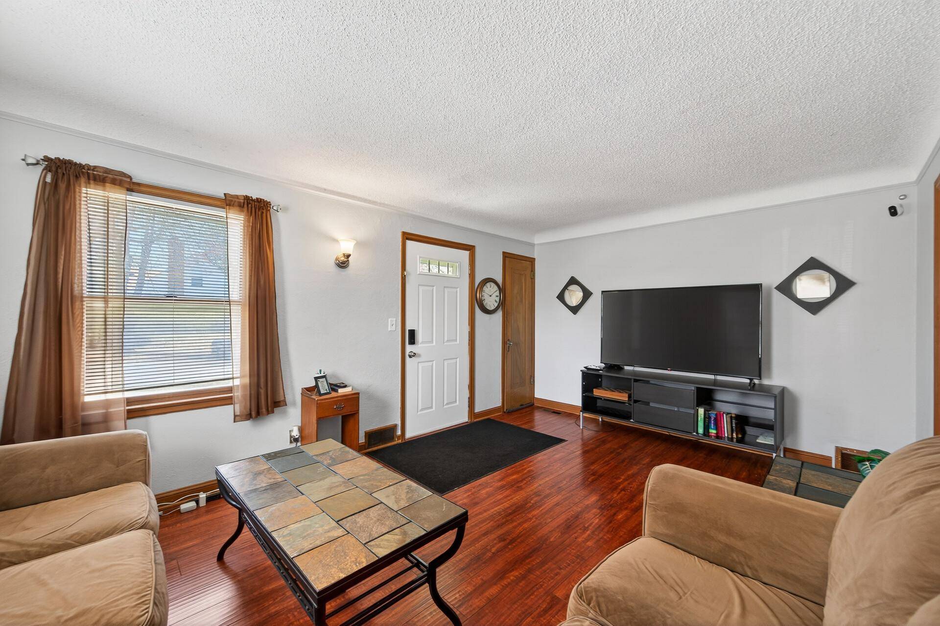 3700 Aldrich AVE N, Minneapolis, MN 55412