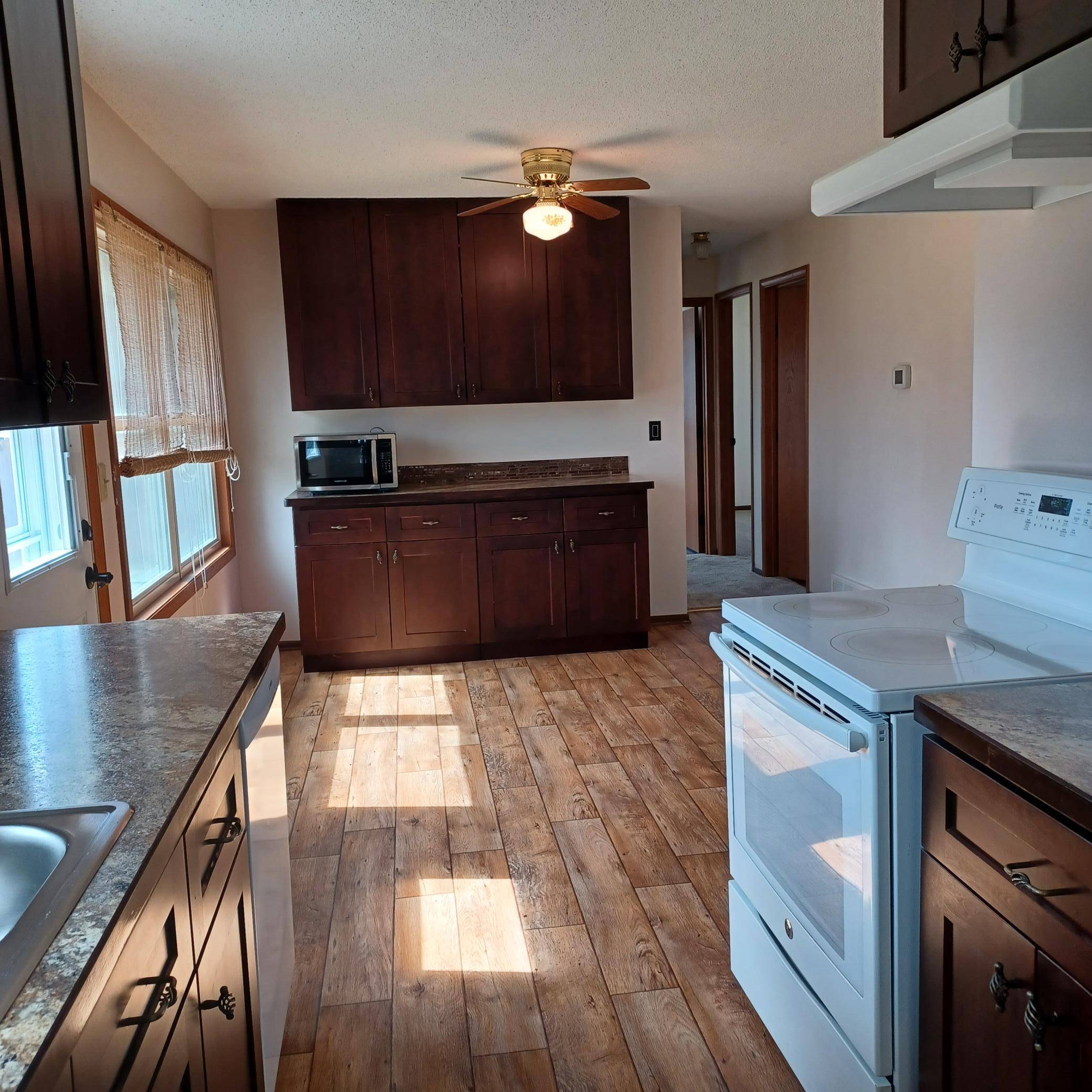 11816 Jersey AVE N, Champlin, MN 55316