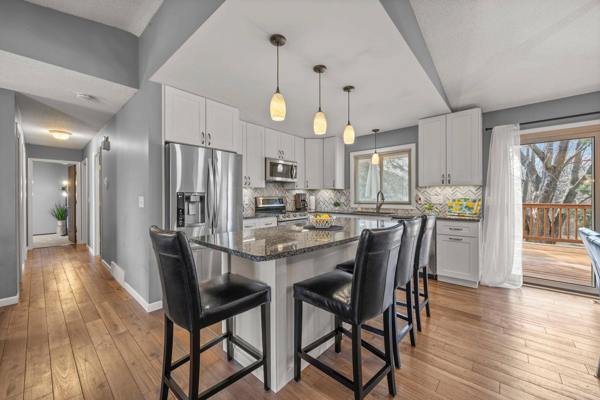 6601 Cherokee LN N, Brooklyn Park, MN 55428