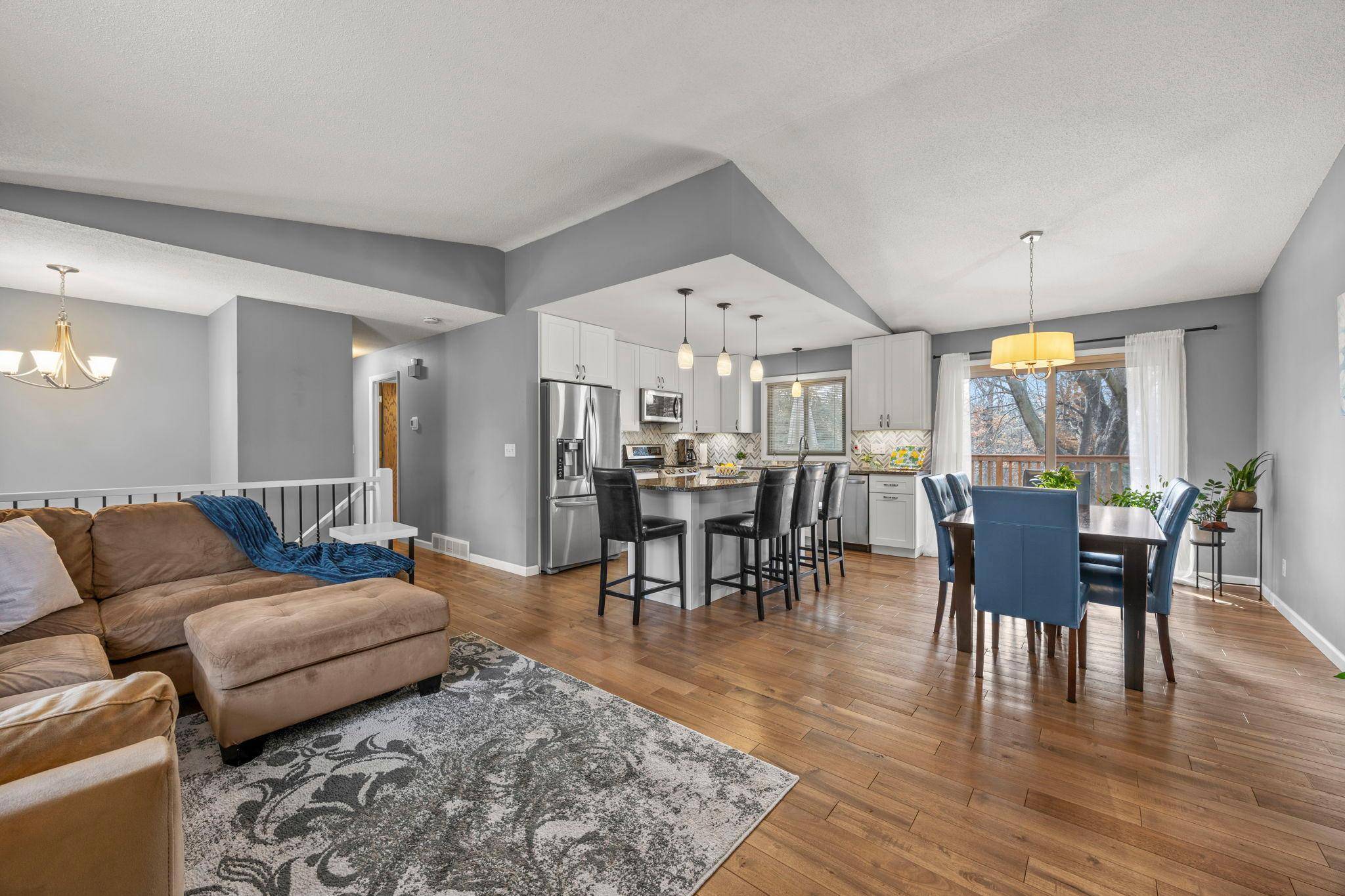 6601 Cherokee LN N, Brooklyn Park, MN 55428