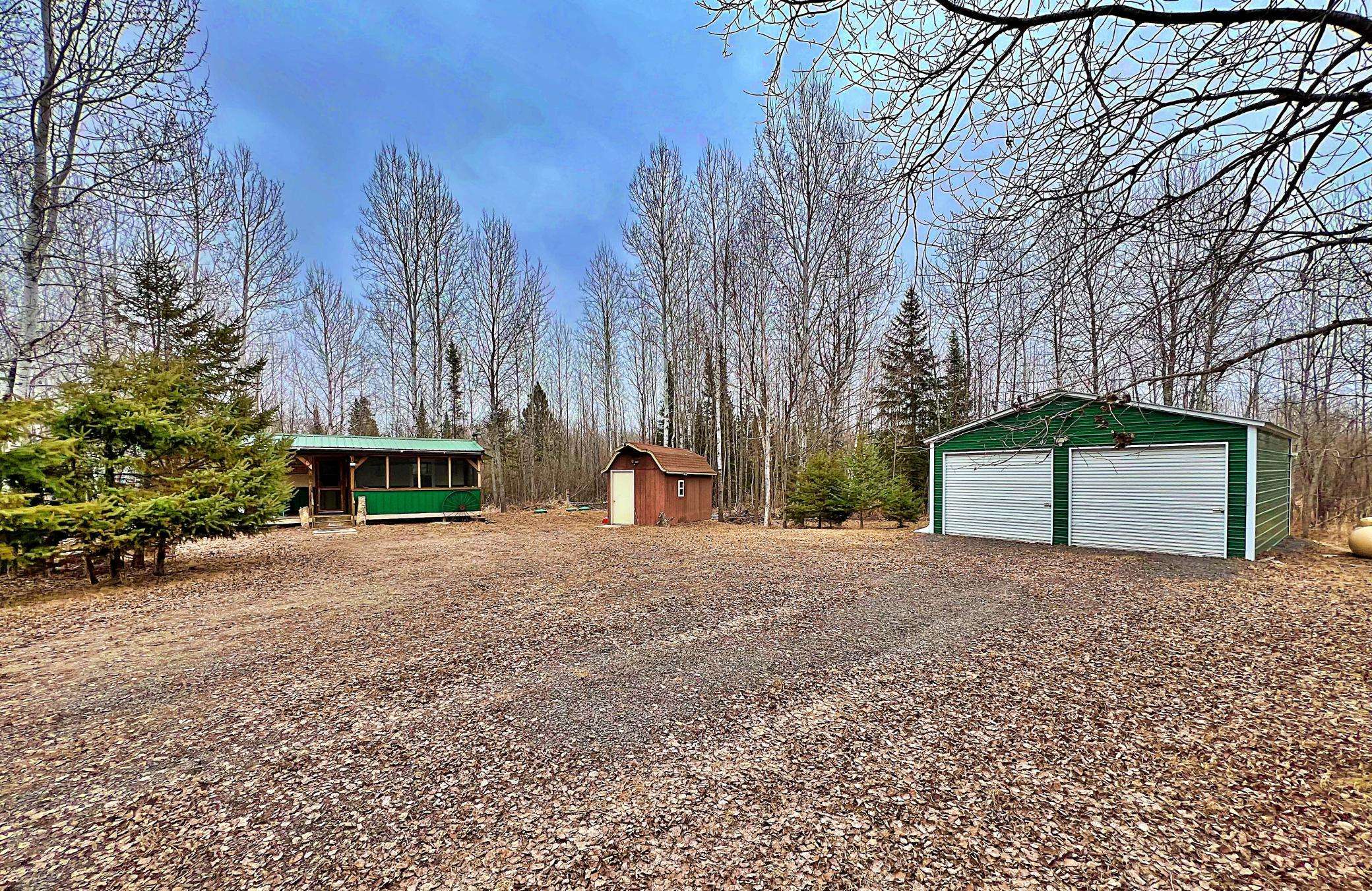 9298 Hingeley RD, Meadowlands, MN 55765