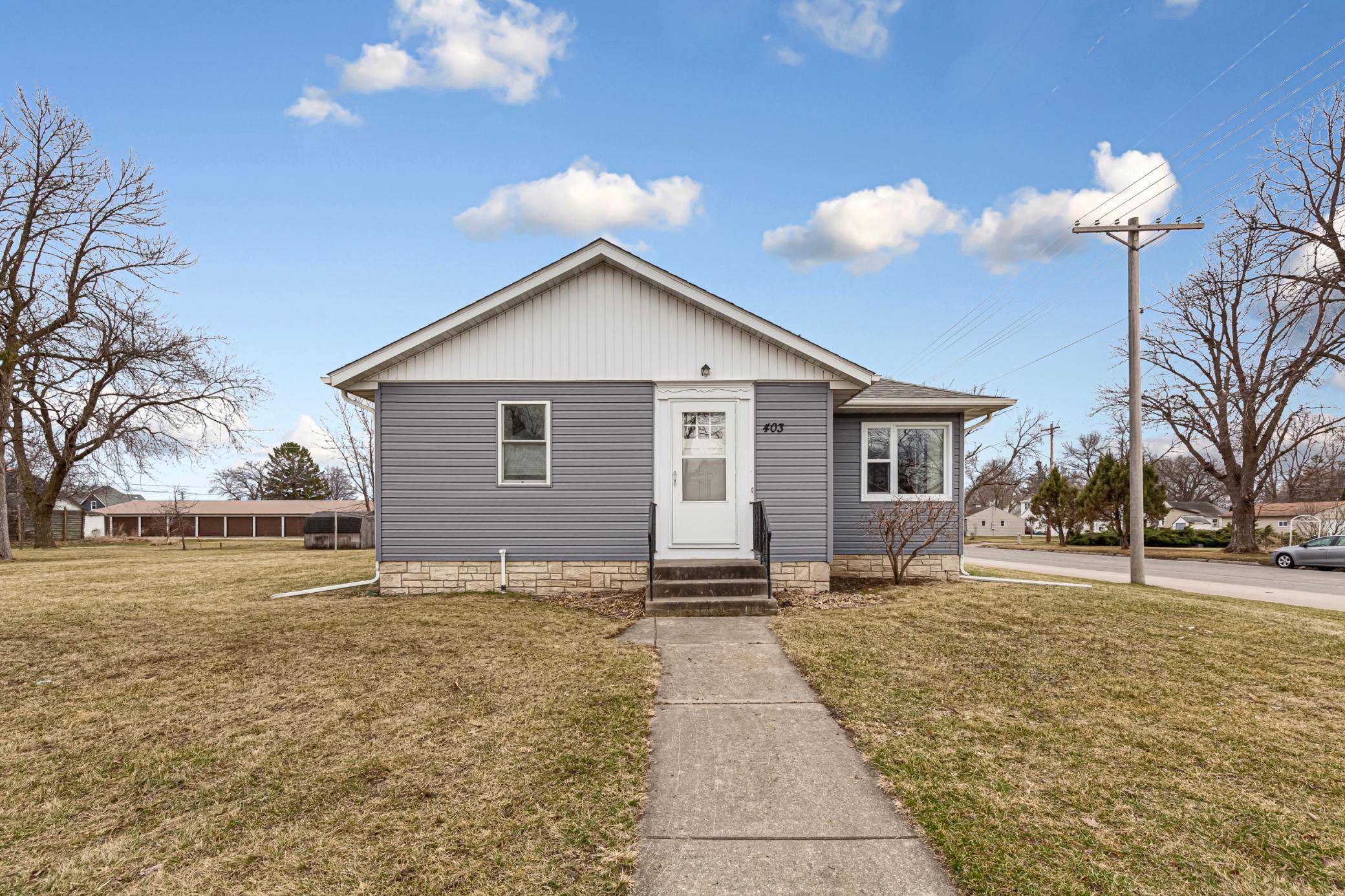 403 1st ST SE, Blooming Prairie, MN 55917