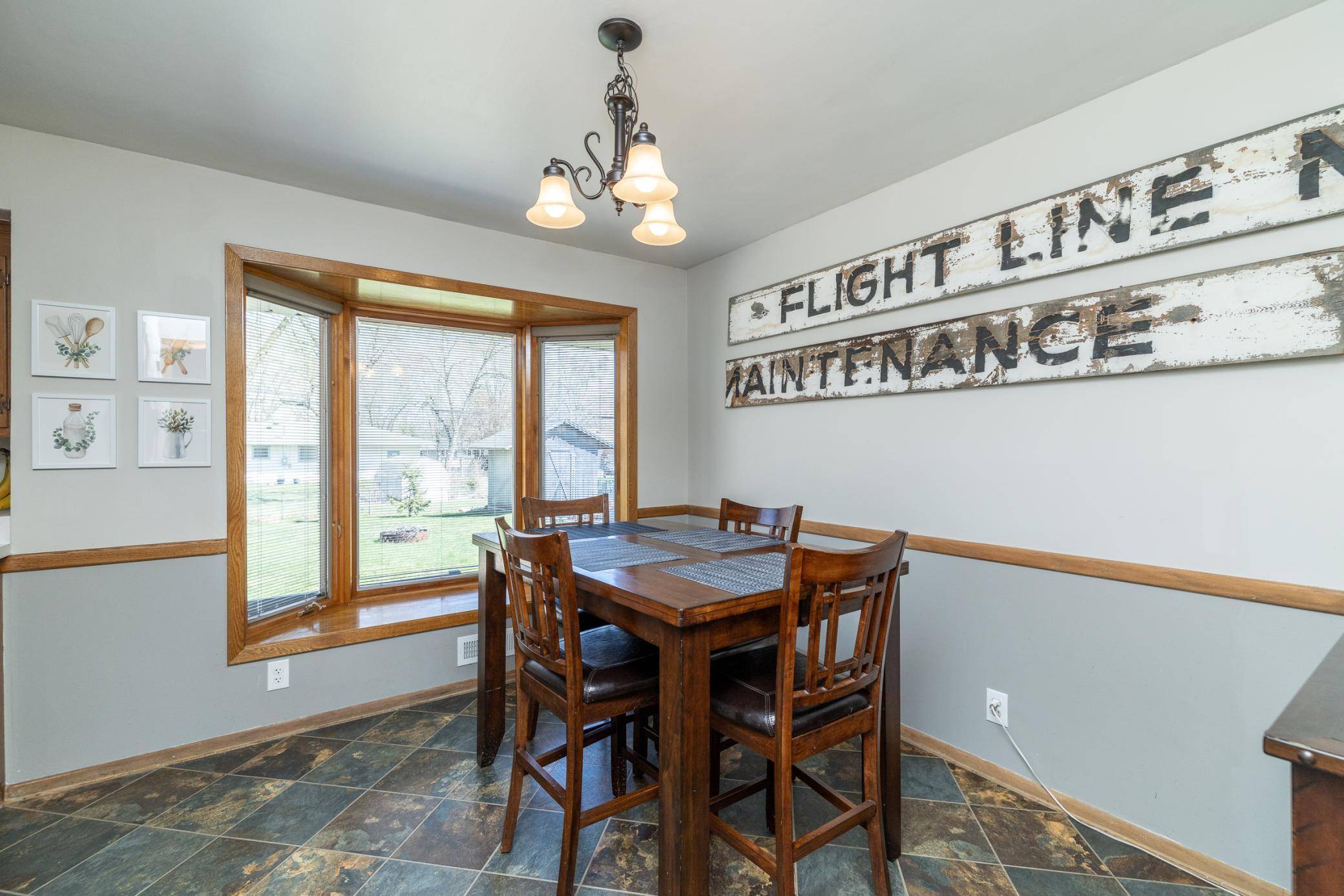 10037 Girard AVE S, Bloomington, MN 55431