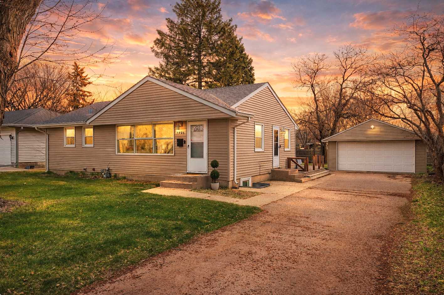 5906 Beard AVE N, Brooklyn Center, MN 55429