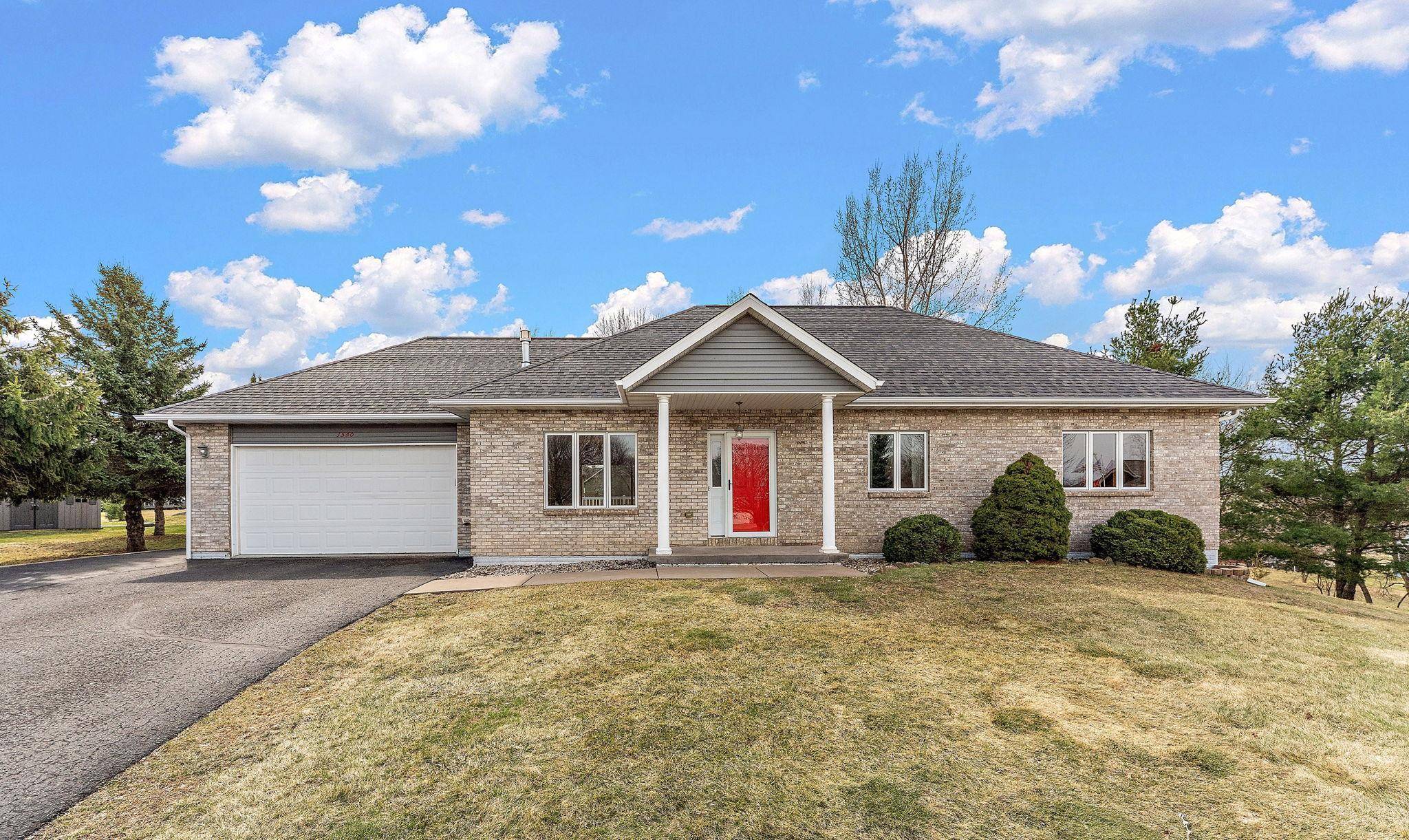 1540 Dutch Heritage LN, Baldwin, WI 54002