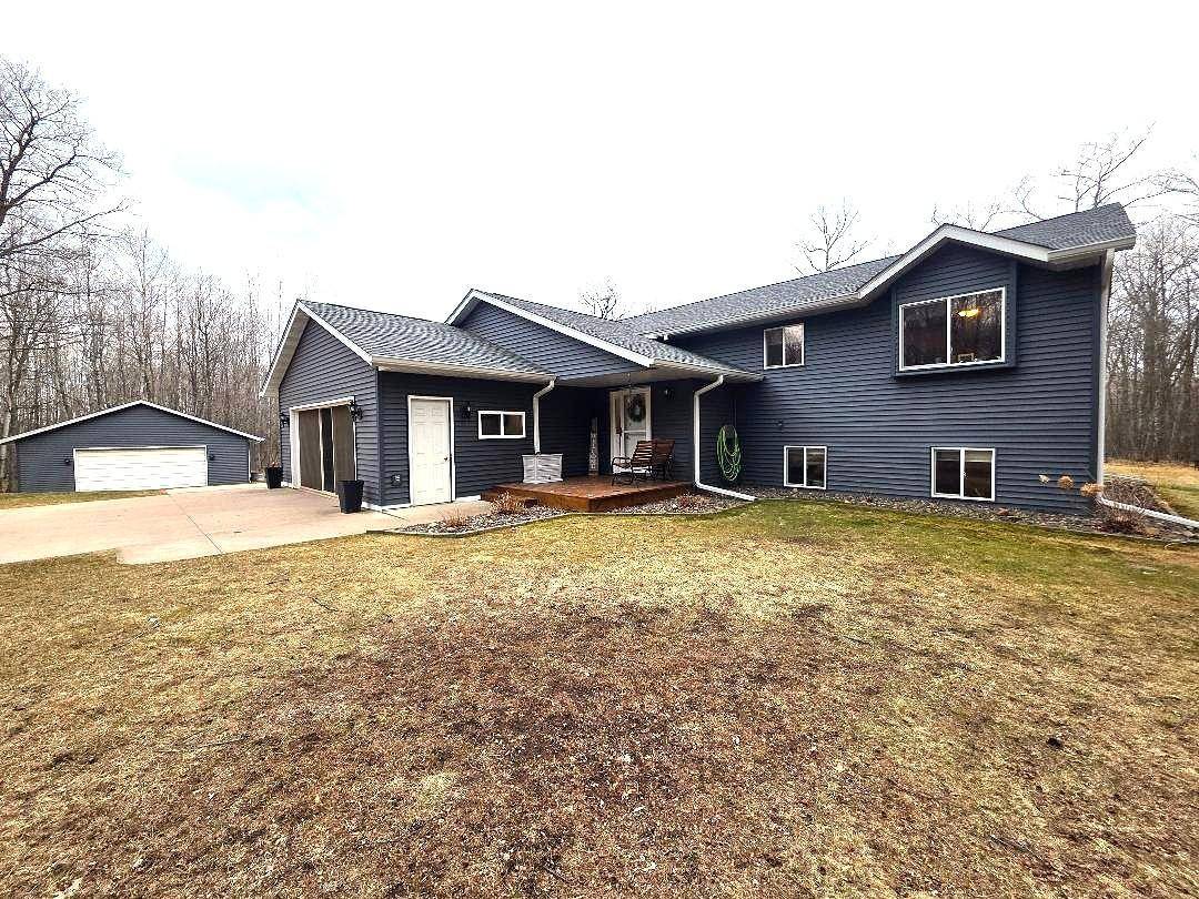 867 29th AVE, Barronett, WI 54813