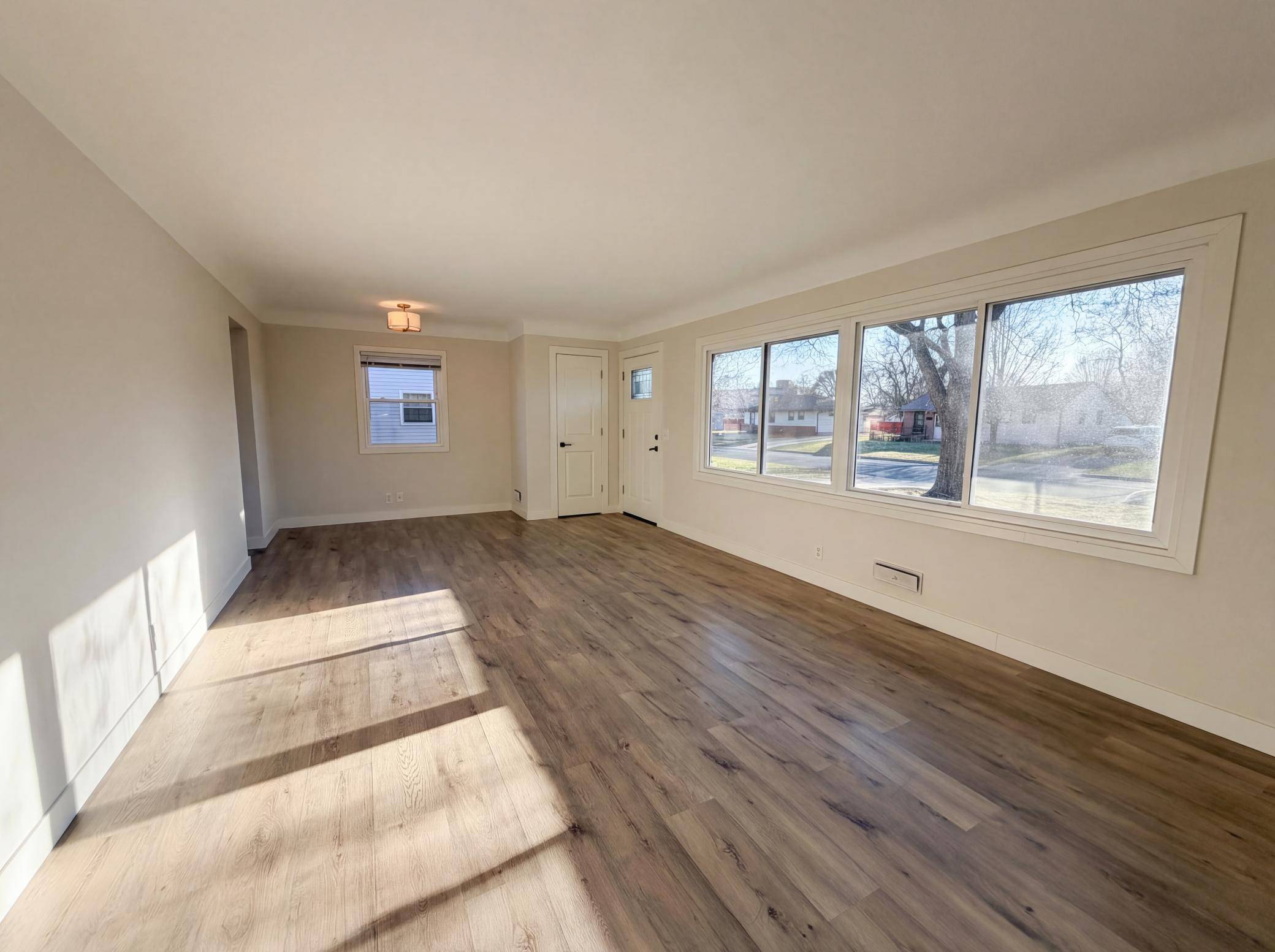5918 Zenith AVE N, Brooklyn Center, MN 55429