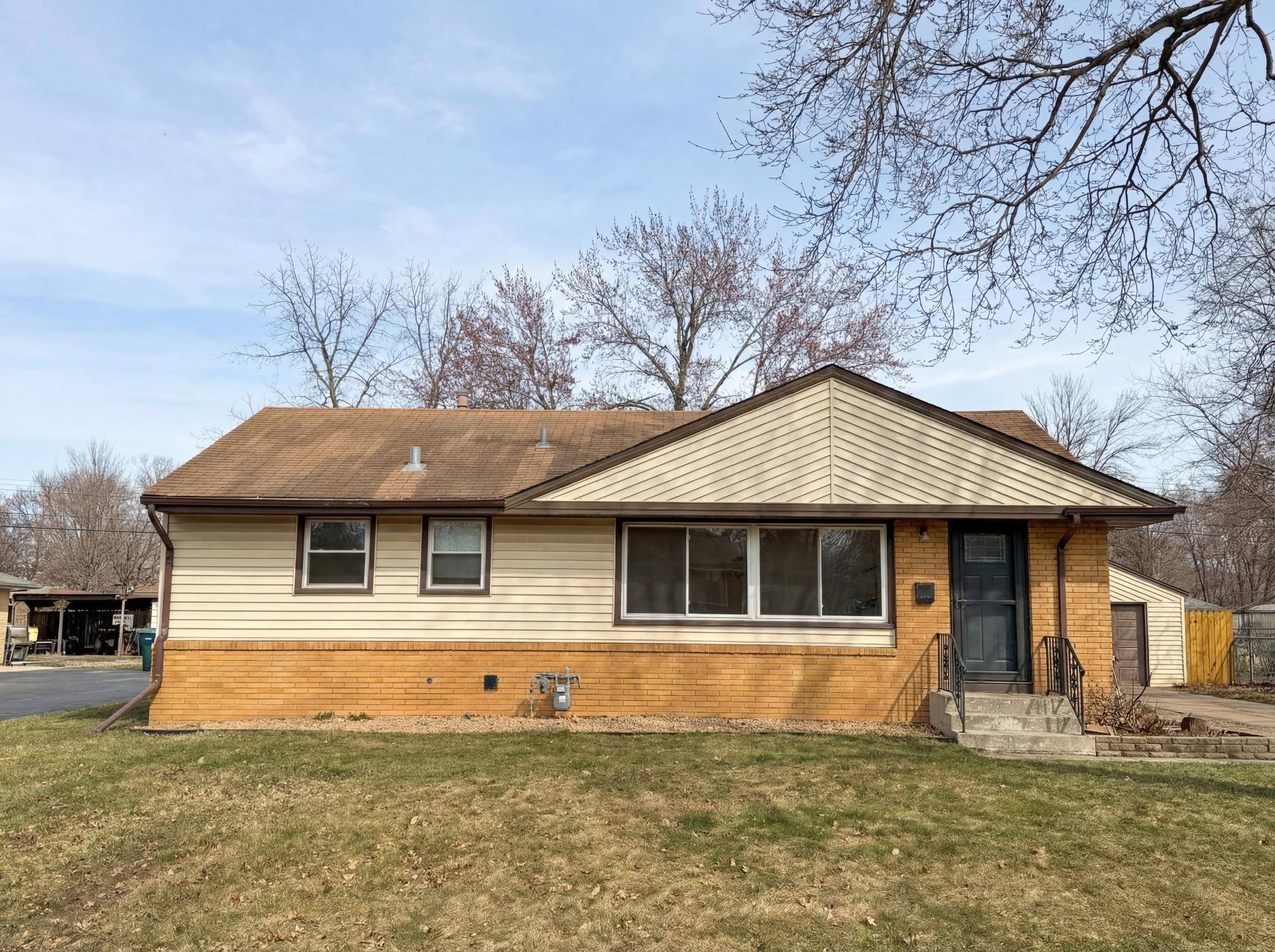 5918 Zenith AVE N, Brooklyn Center, MN 55429