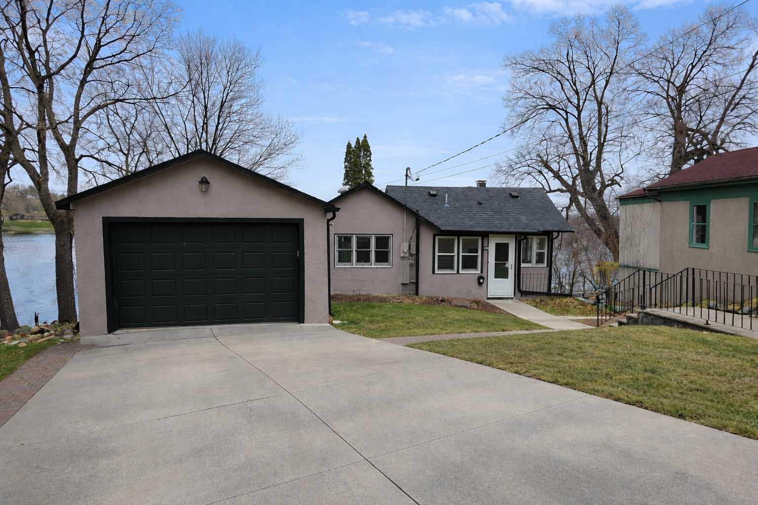 632 E Park AVE, Albert Lea, MN 56007