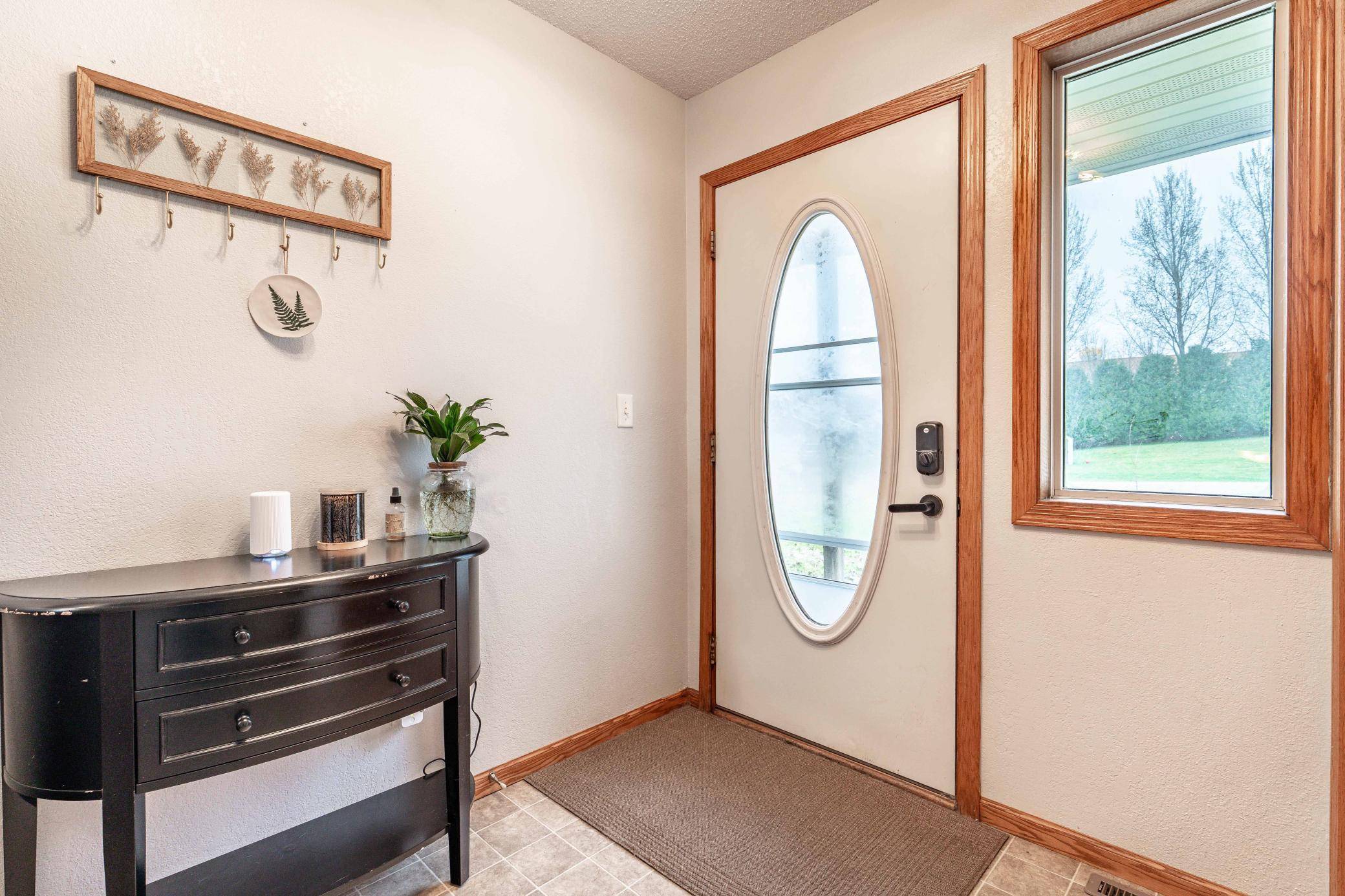110 Birch CIR, Ashby, MN 56309