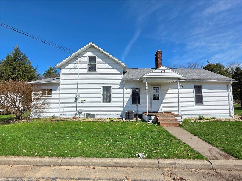 619 W Perkins ST, Augusta, WI 54722
