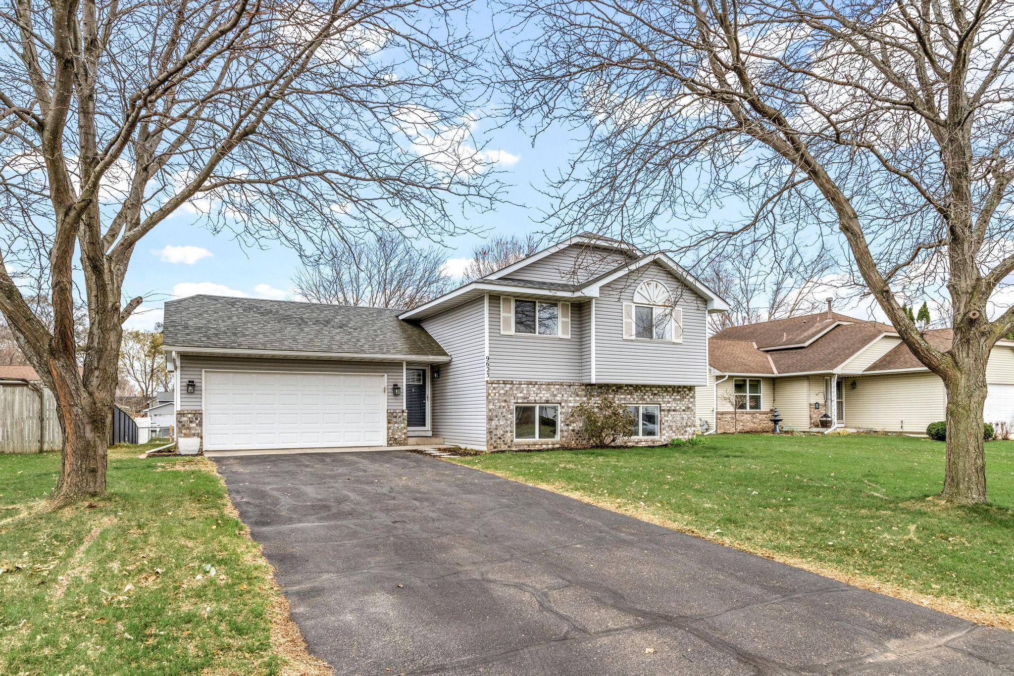 9623 Hamlet AVE S, Cottage Grove, MN 55016