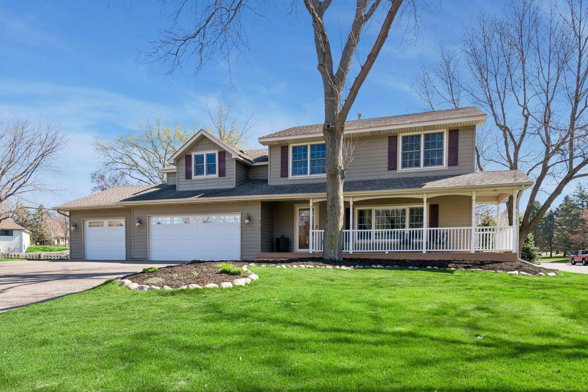 4000 Forestview LN N, Plymouth, MN 55441