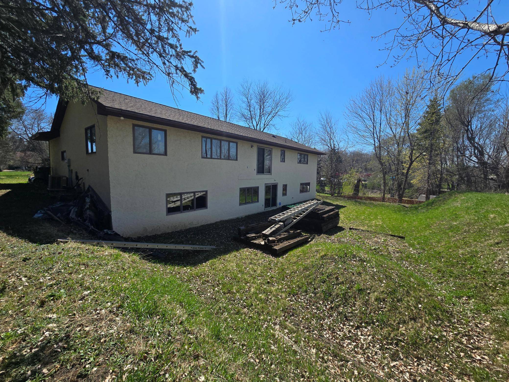 1325 Karth Lake CIR, Arden Hills, MN 55112