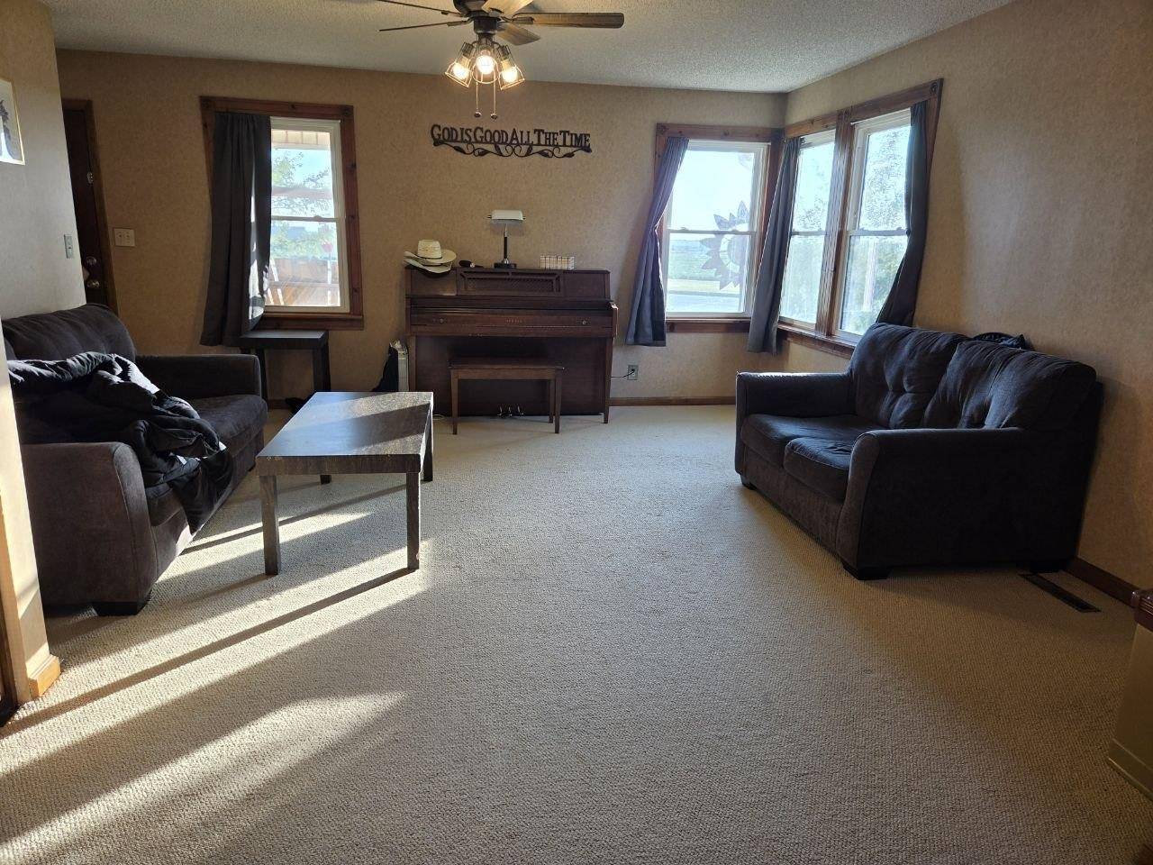 310 W GRANT ST, Mayfield, KS 67103