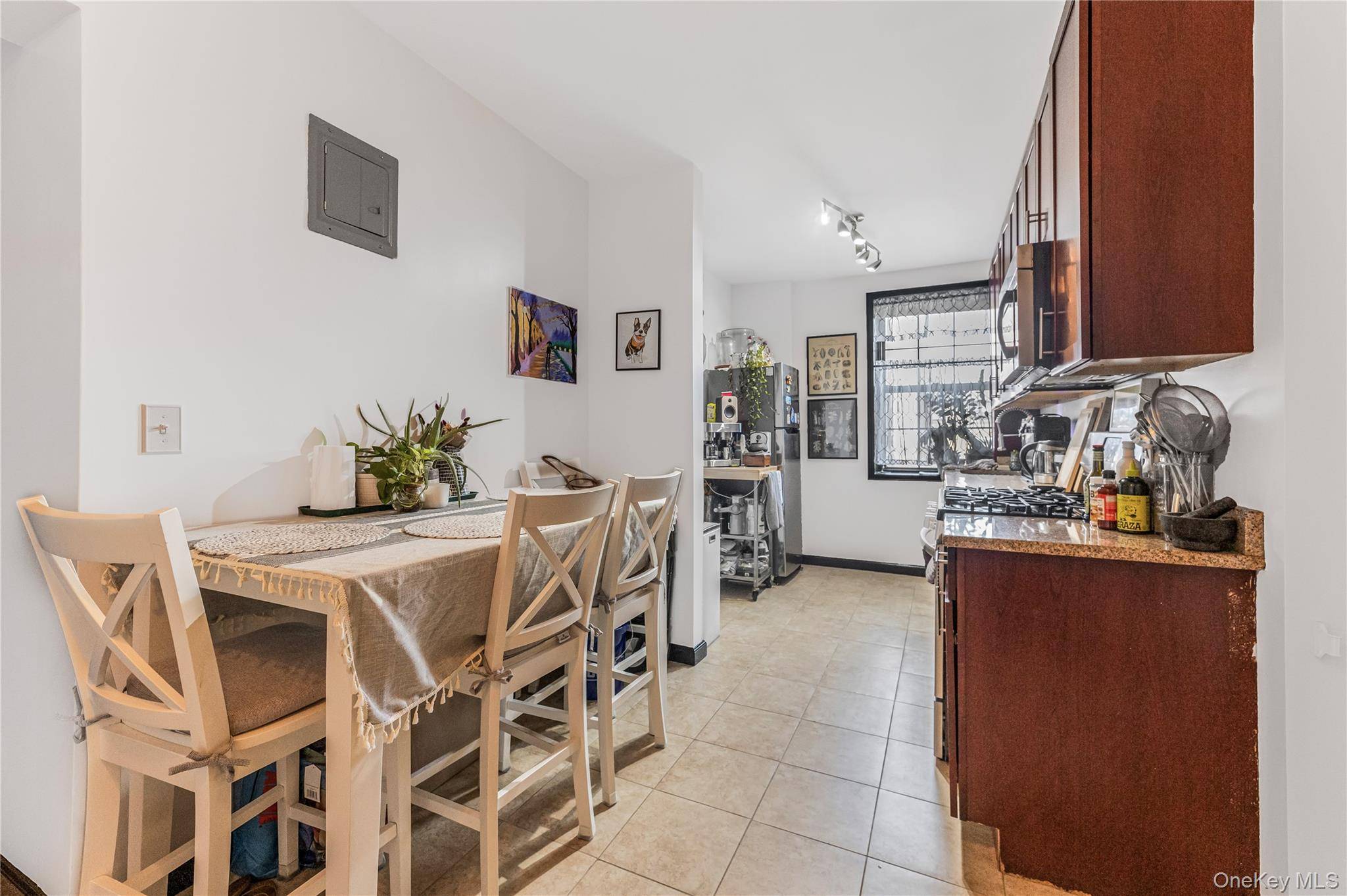 808 Bronx River RD #6C, Bronxville, NY 10708