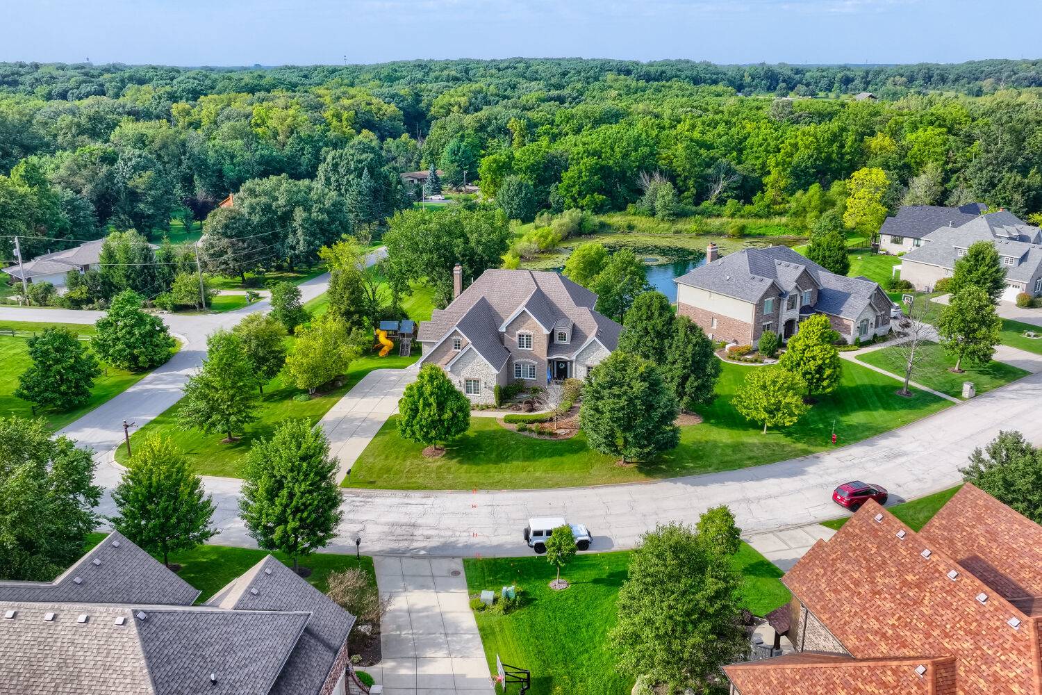 10594 Charmaine DR, Frankfort, IL 60423