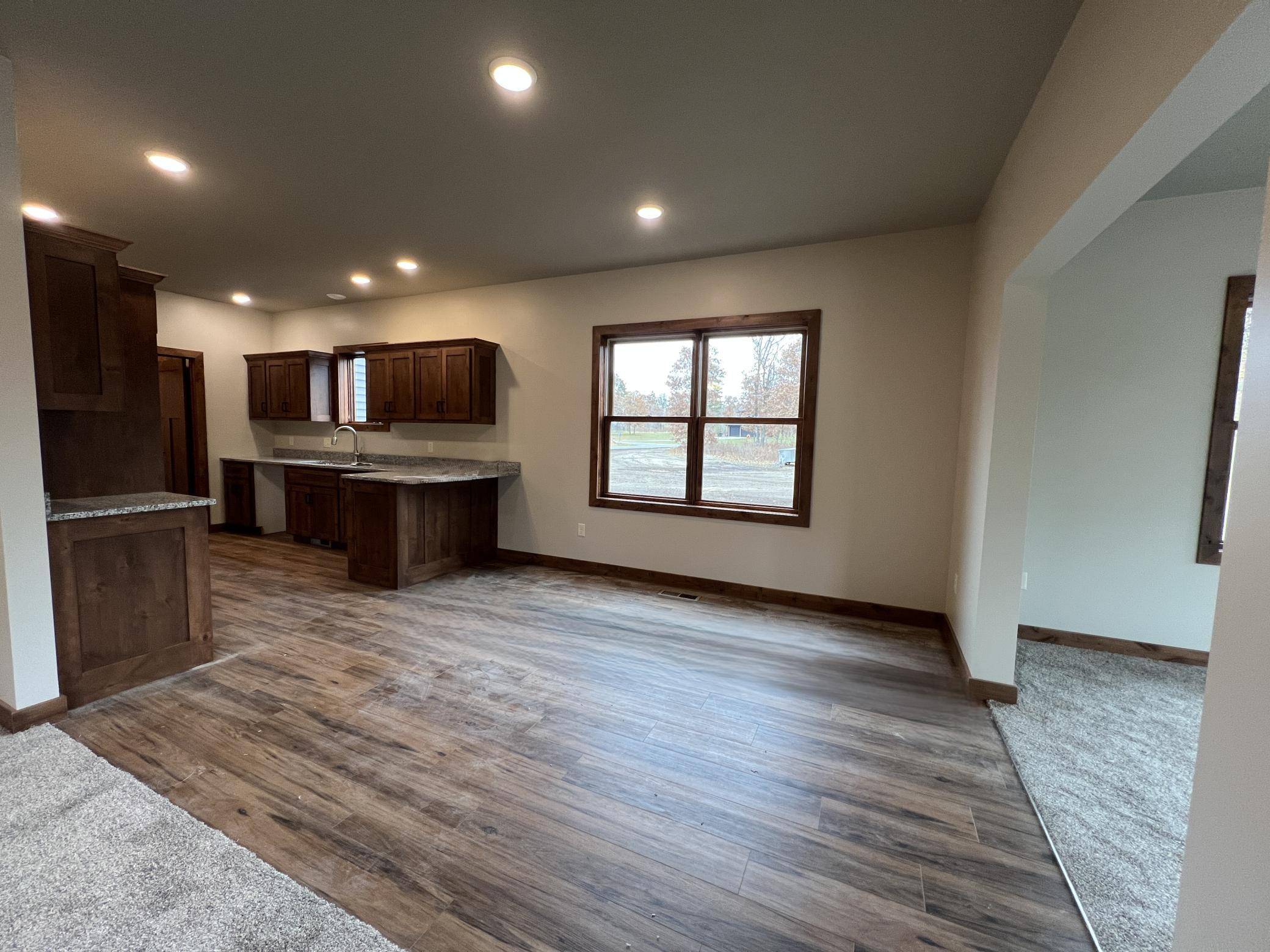 16906 Piper LN, Brainerd, MN 56401