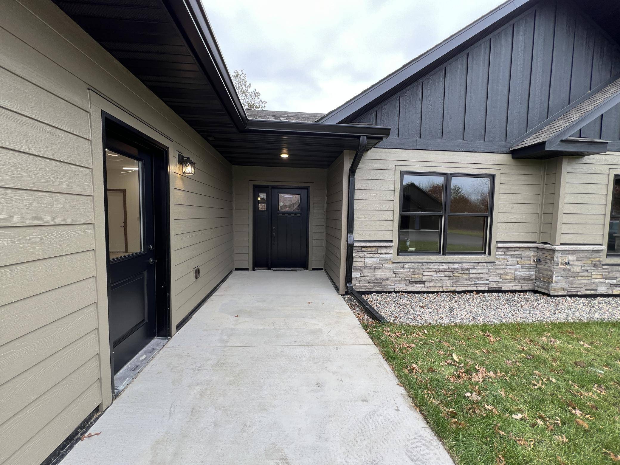 16906 Piper LN, Brainerd, MN 56401
