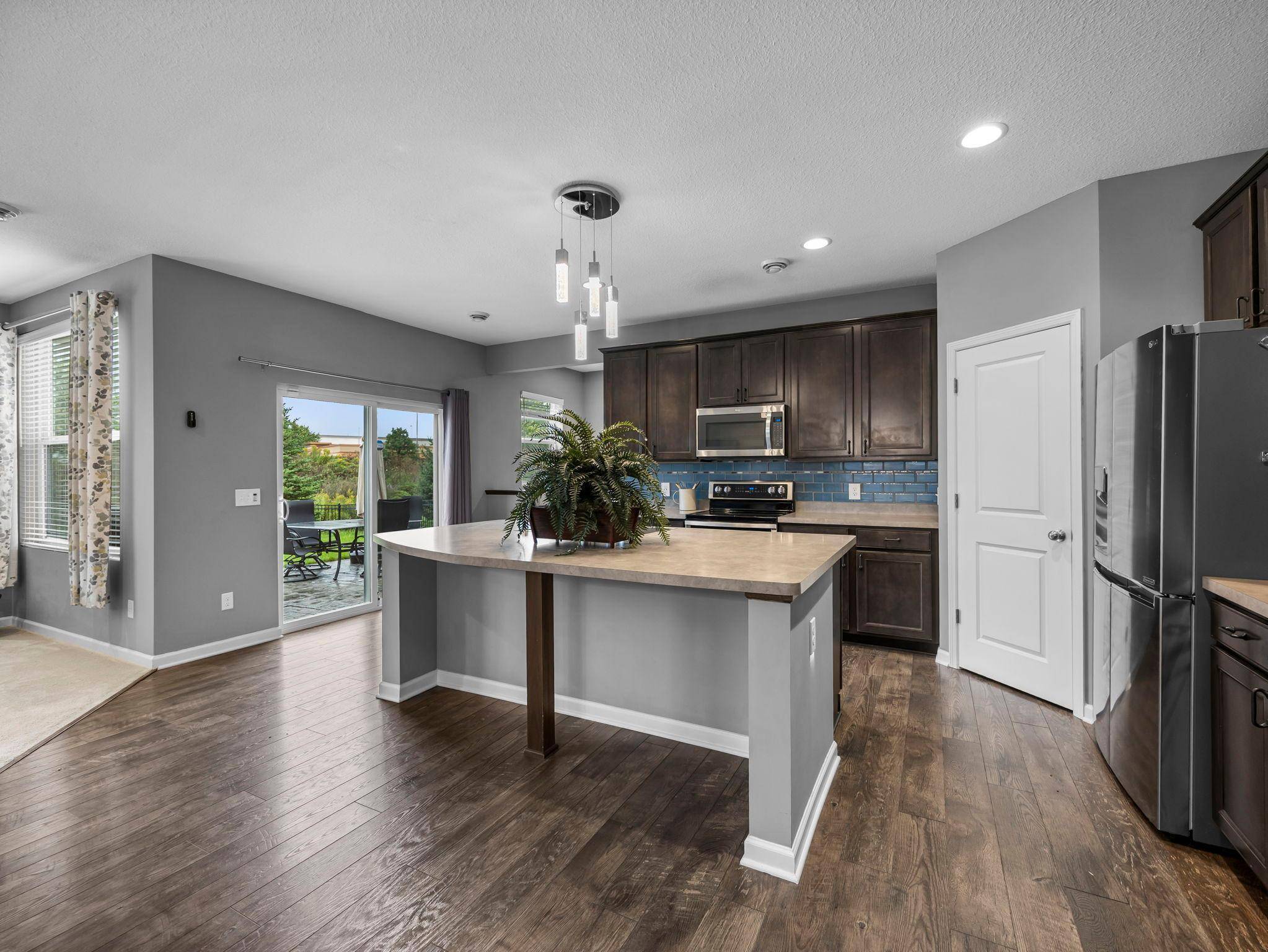 15653 Eddy Creek WAY, Apple Valley, MN 55124