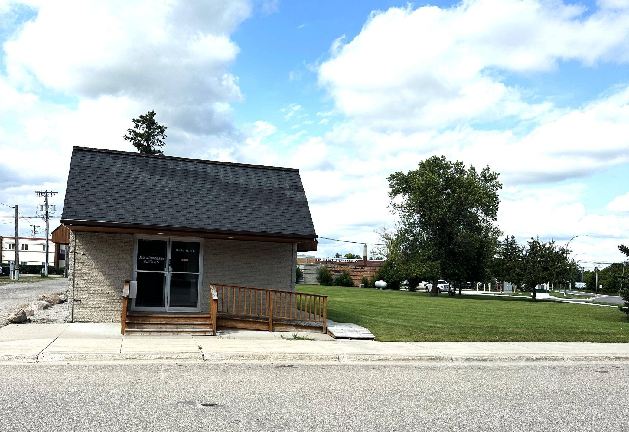108 1st ST NE, Baudette, MN 56623
