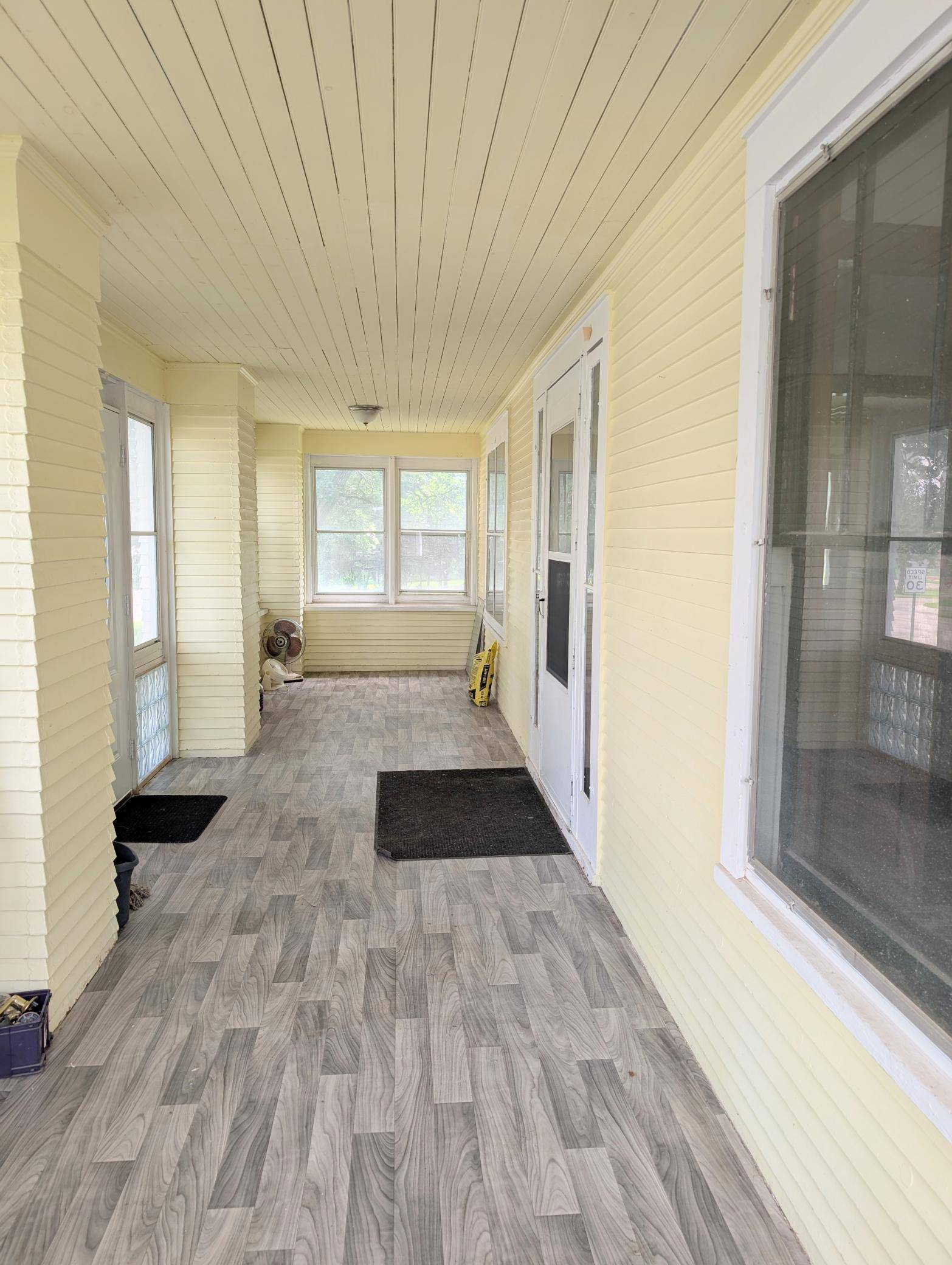 714 Main ST, Emmons, MN 56029