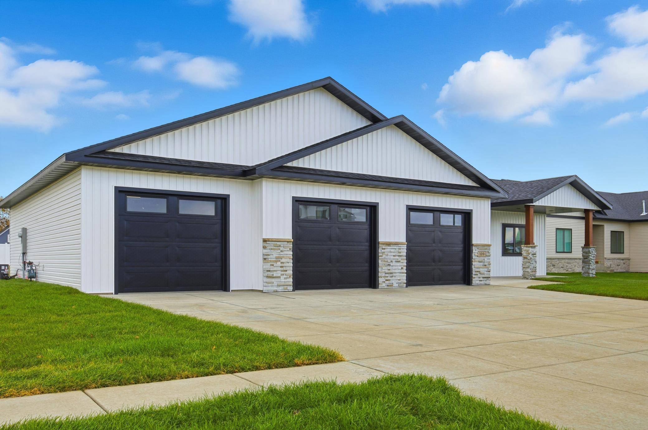 109 Annies WAY, Mapleton, ND 58059