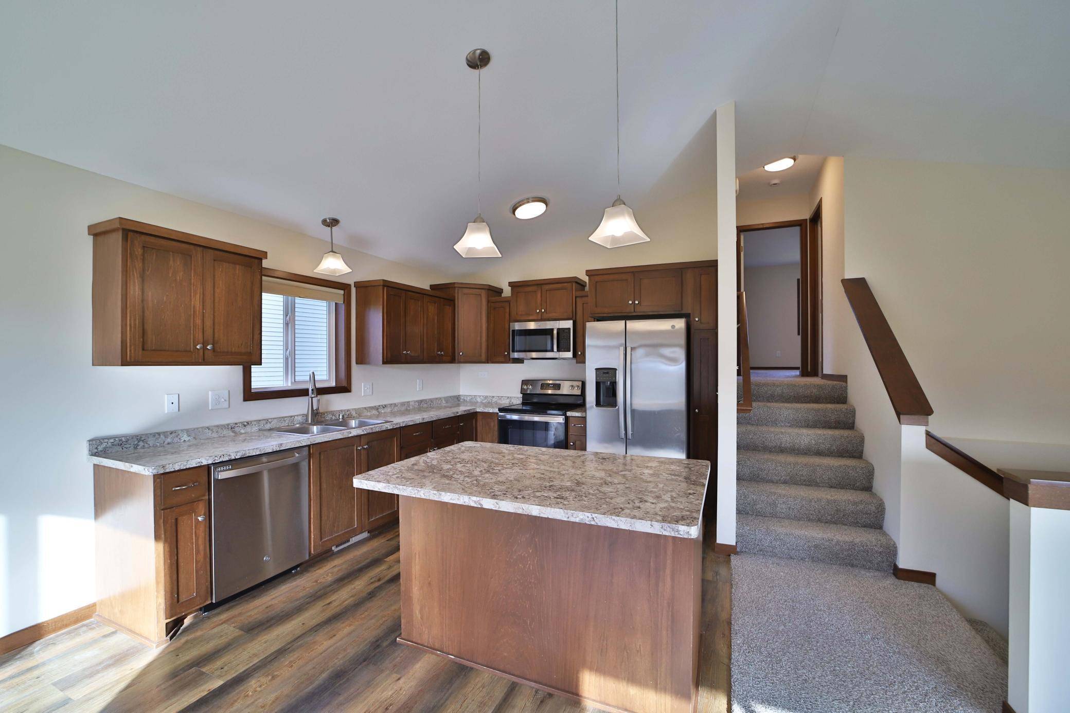 978 York Crt, Brainerd, MN 56401