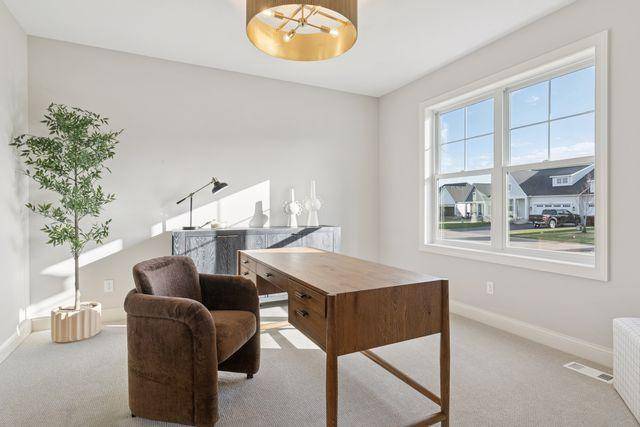 4030 Arbor DR, Woodbury, MN 55129