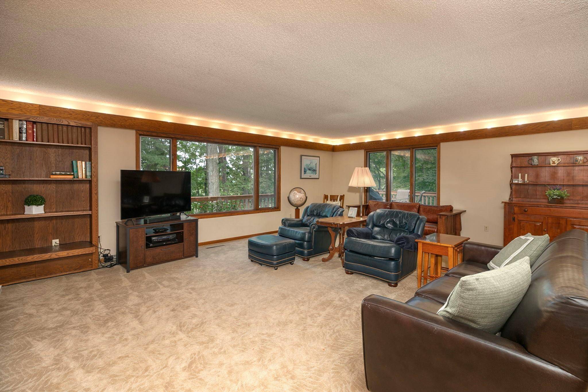 1135 1st ST NW, Oronoco, MN 55960