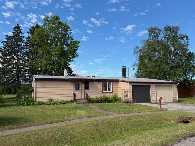 28 Hemlock CIR, Babbitt, MN 55706