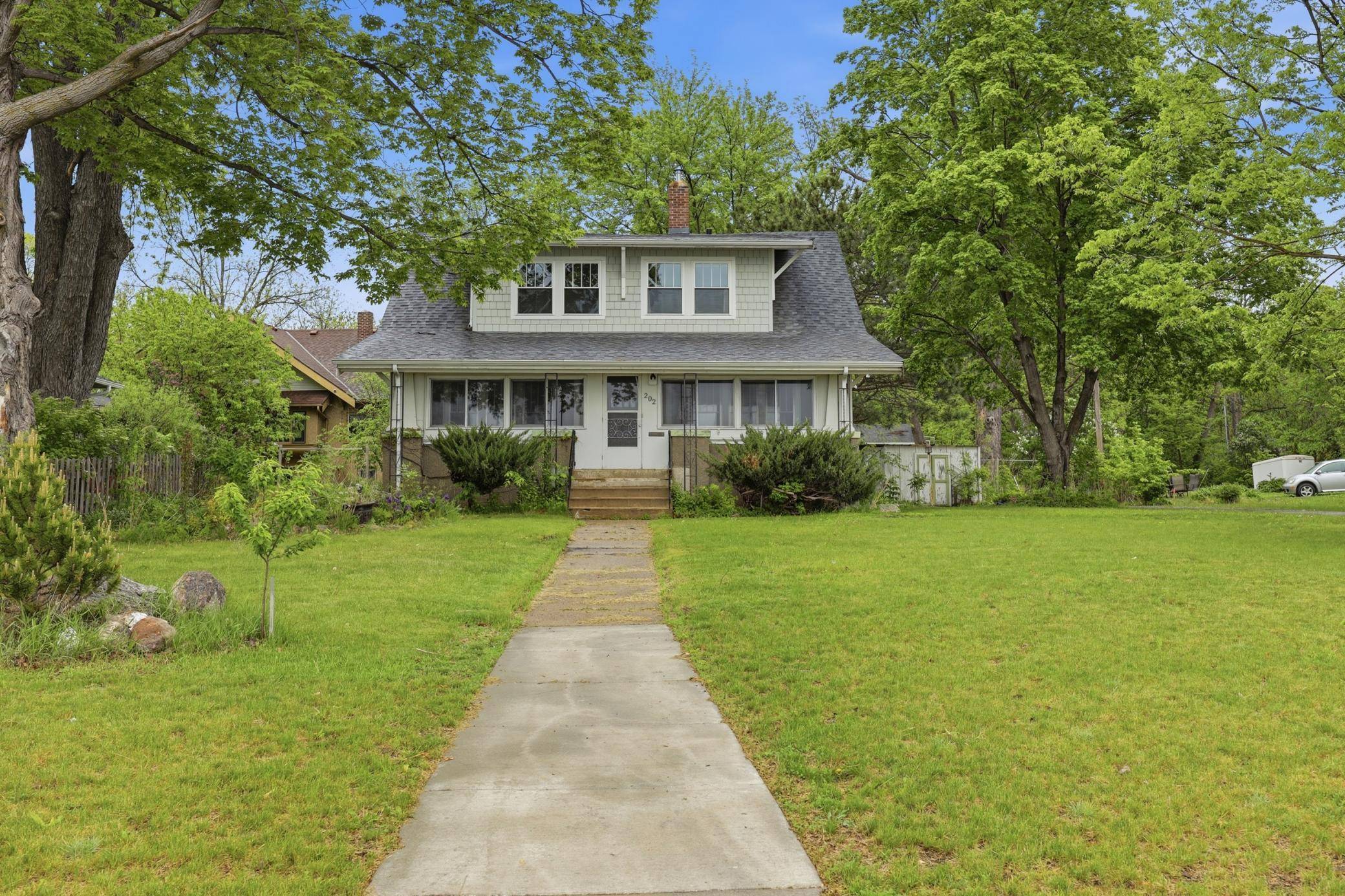 202 Lake BLVD S, Buffalo, MN 55313