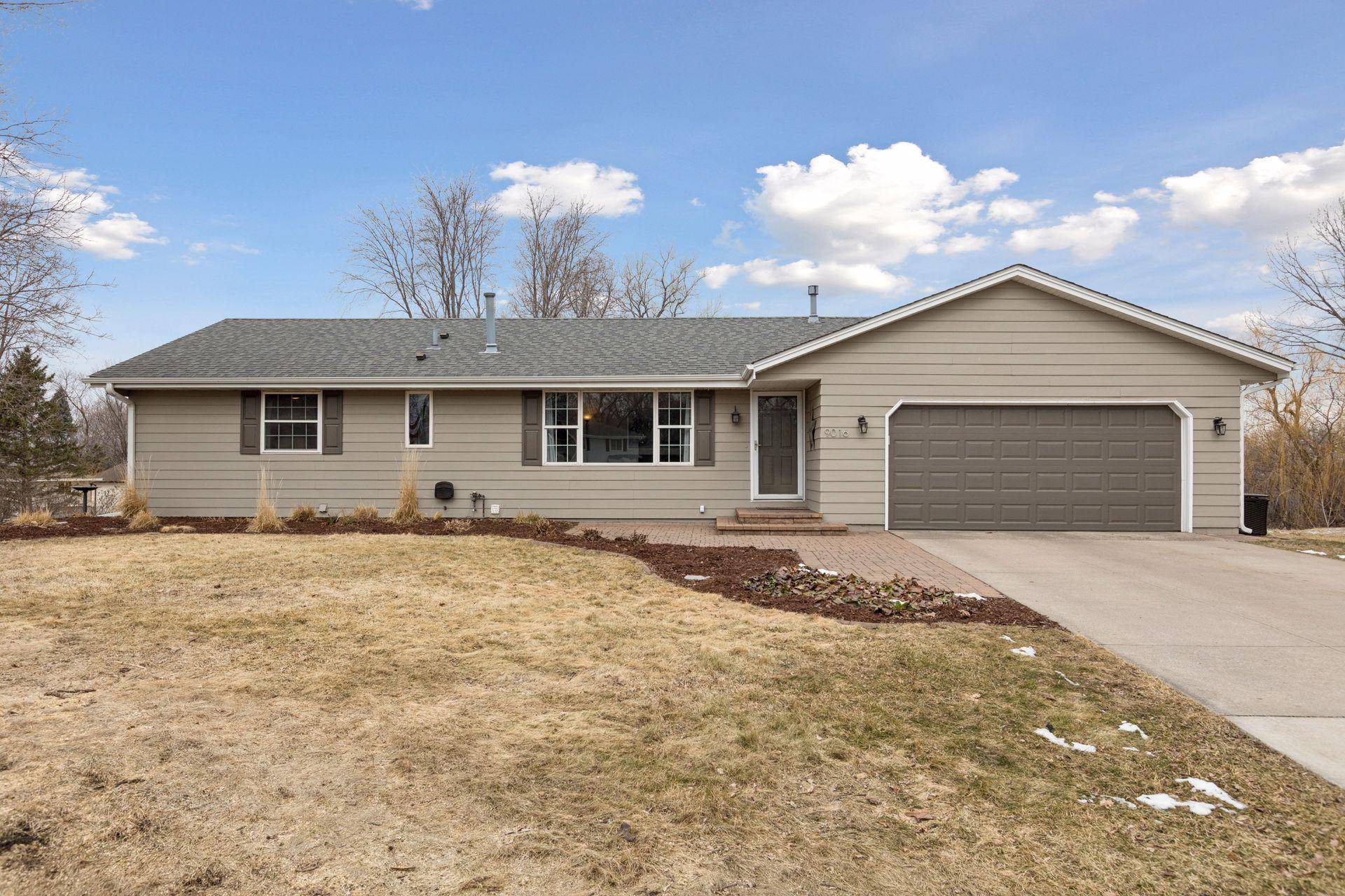 9016 66th AVE N, Brooklyn Park, MN 55428