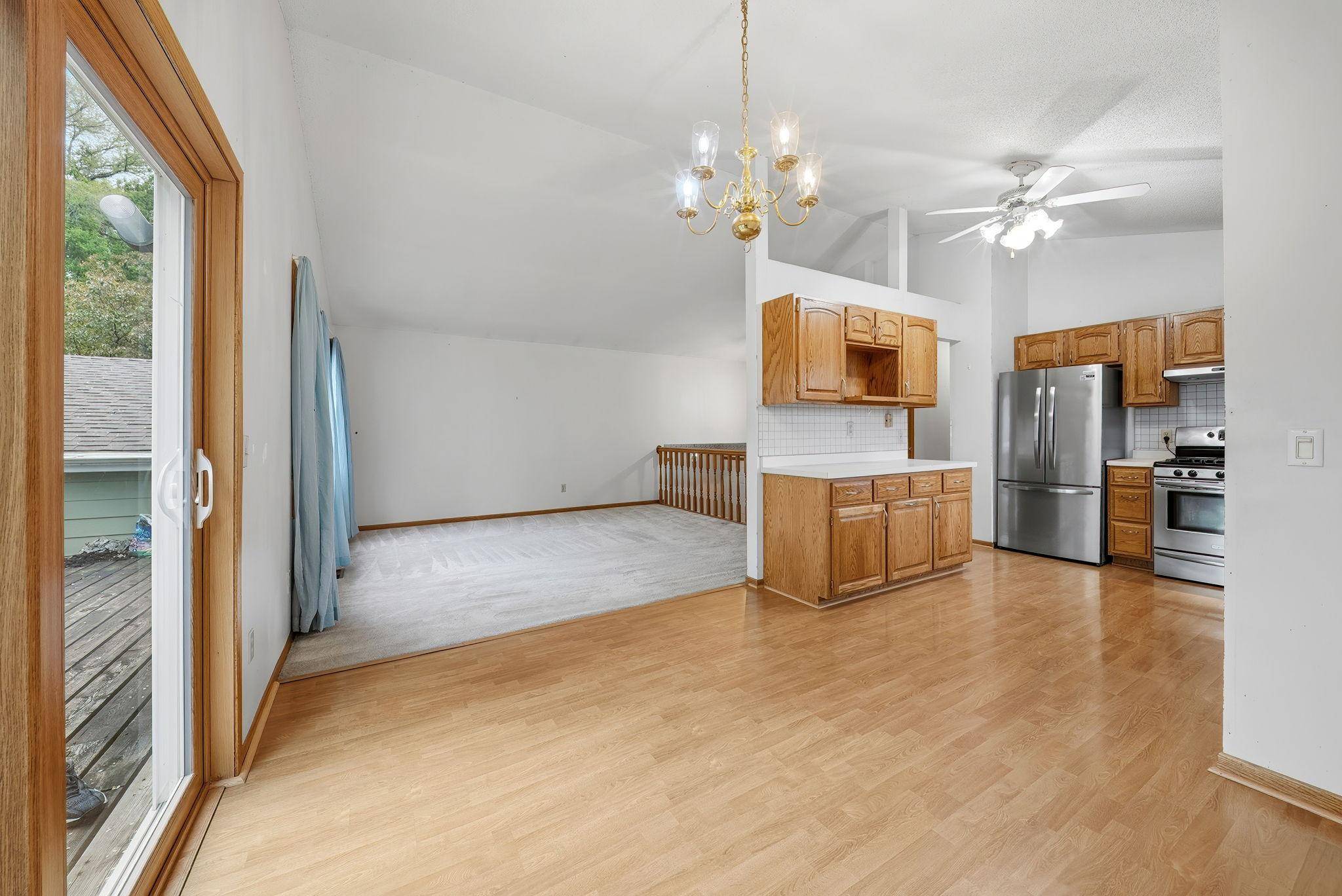 12967 Eagle Bluff DR, Burnsville, MN 55337