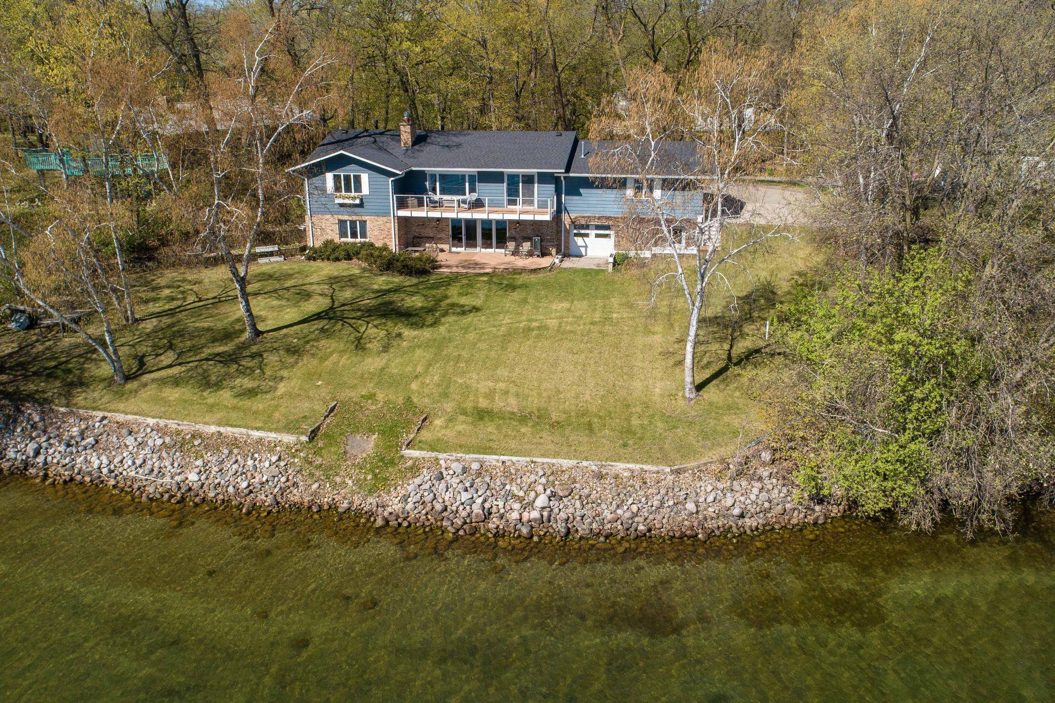 2303 S Le Homme Dieu DR NE, Alexandria, MN 56308