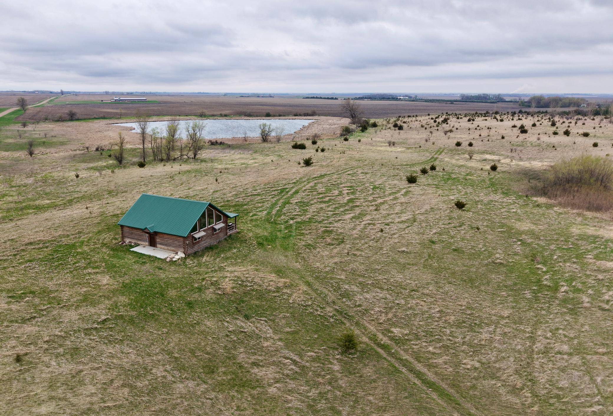 51 County Road, Bingham Lake, MN 56118
