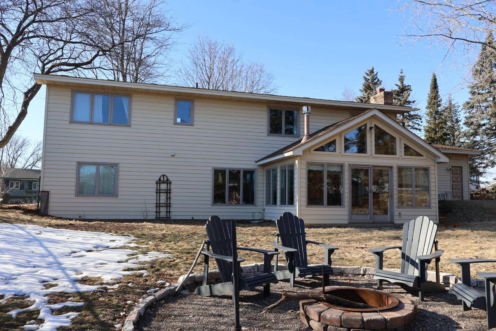 1313 Karth Lake CIR, Arden Hills, MN 55112