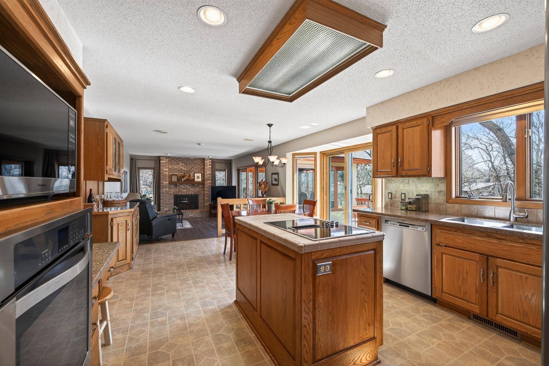 12069 Holly ST NW, Coon Rapids, MN 55448