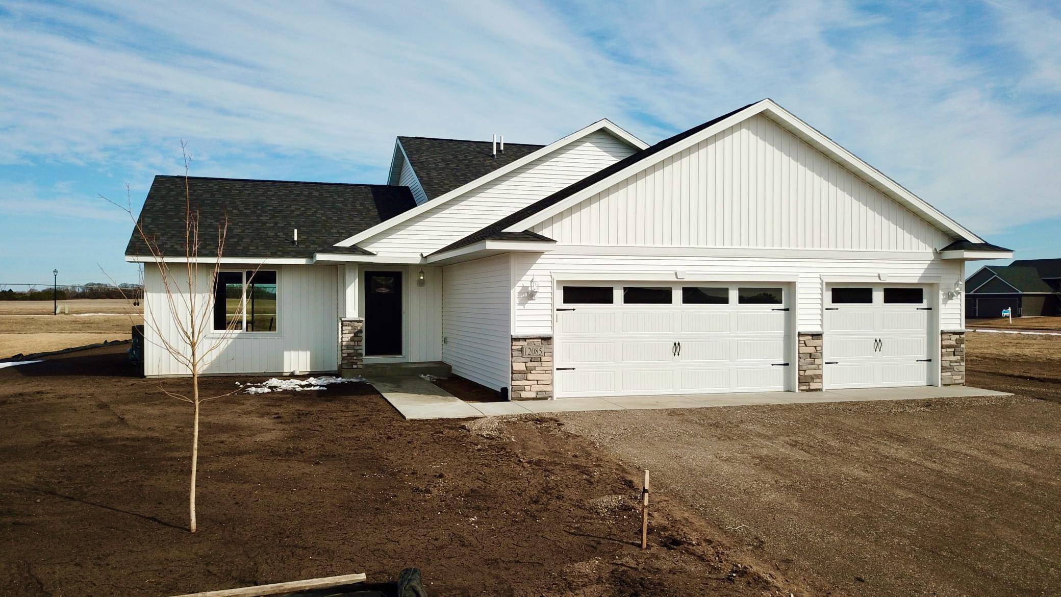 12085 40th AVE SE, Becker, MN 55308